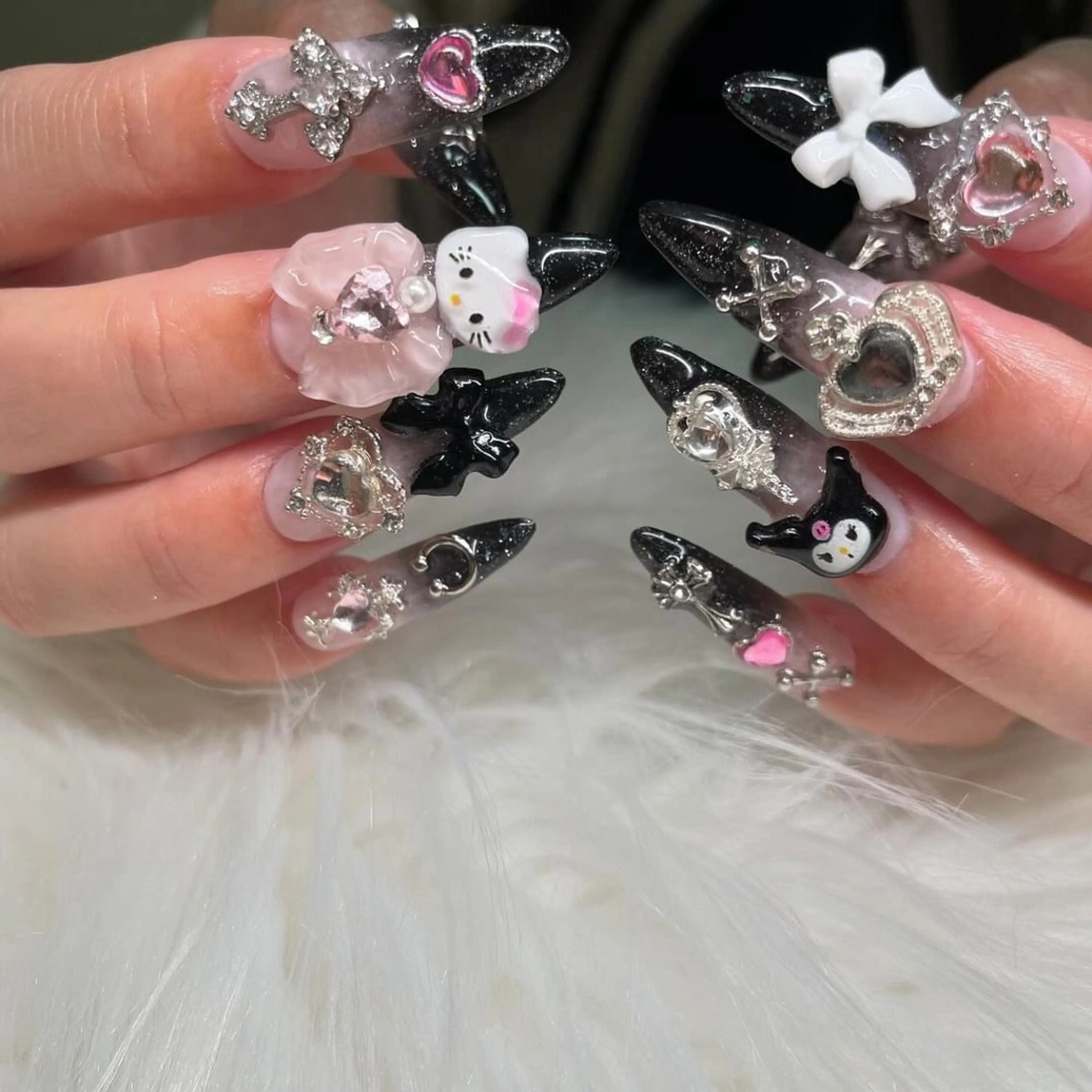 ネイル ハンドネイル RE💟N.NAIL ラテン系お姉さんのネイルデザイン