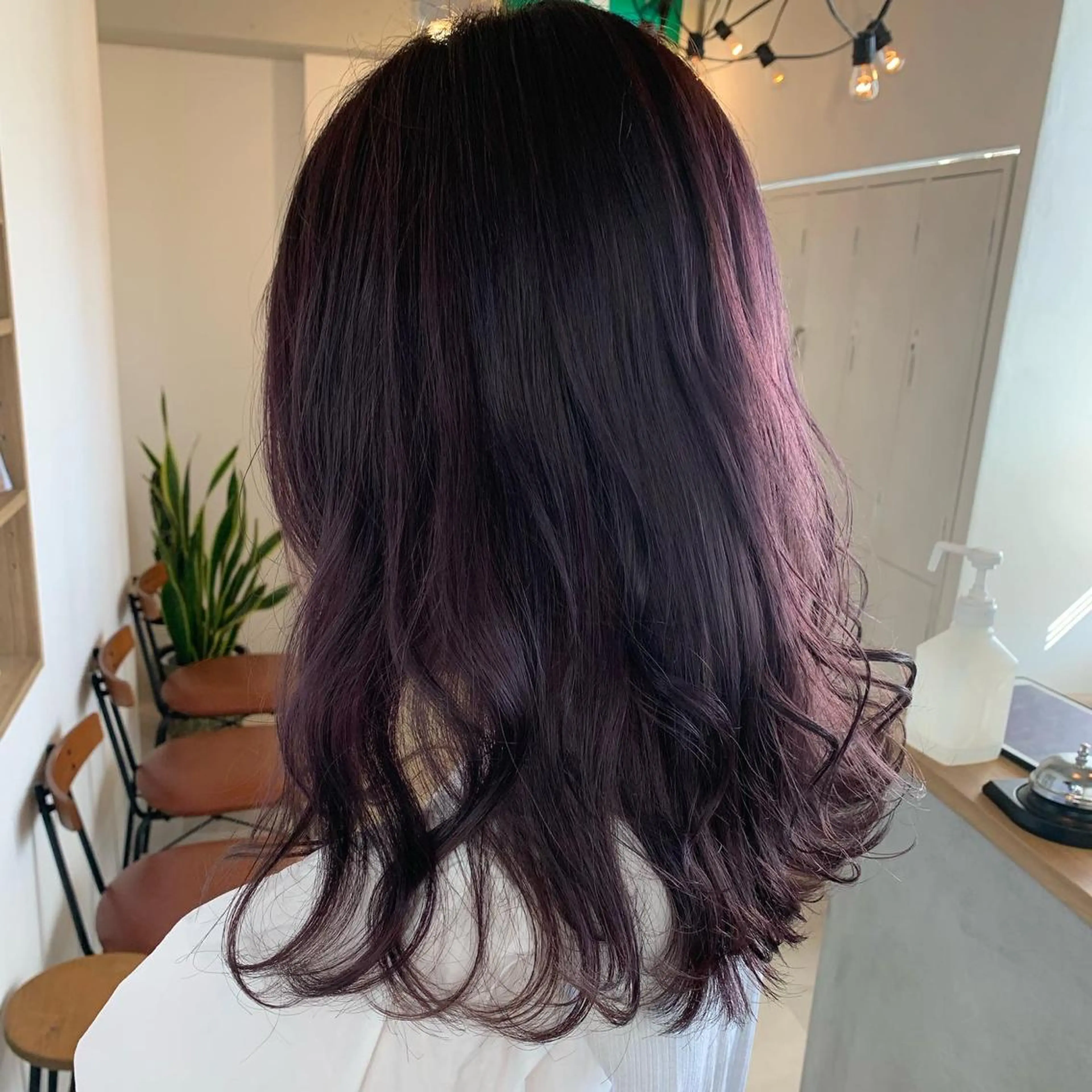 ミディアム カラー ブリーチ ラベンダーカラー ピンクカラー ピンクラベンダー ヘアカラー トリートメント FRAME+spa&hair roomなんば駅前店所属・🌸MAYU🌸 ハイトーン➕レイヤーのヘアスタイル