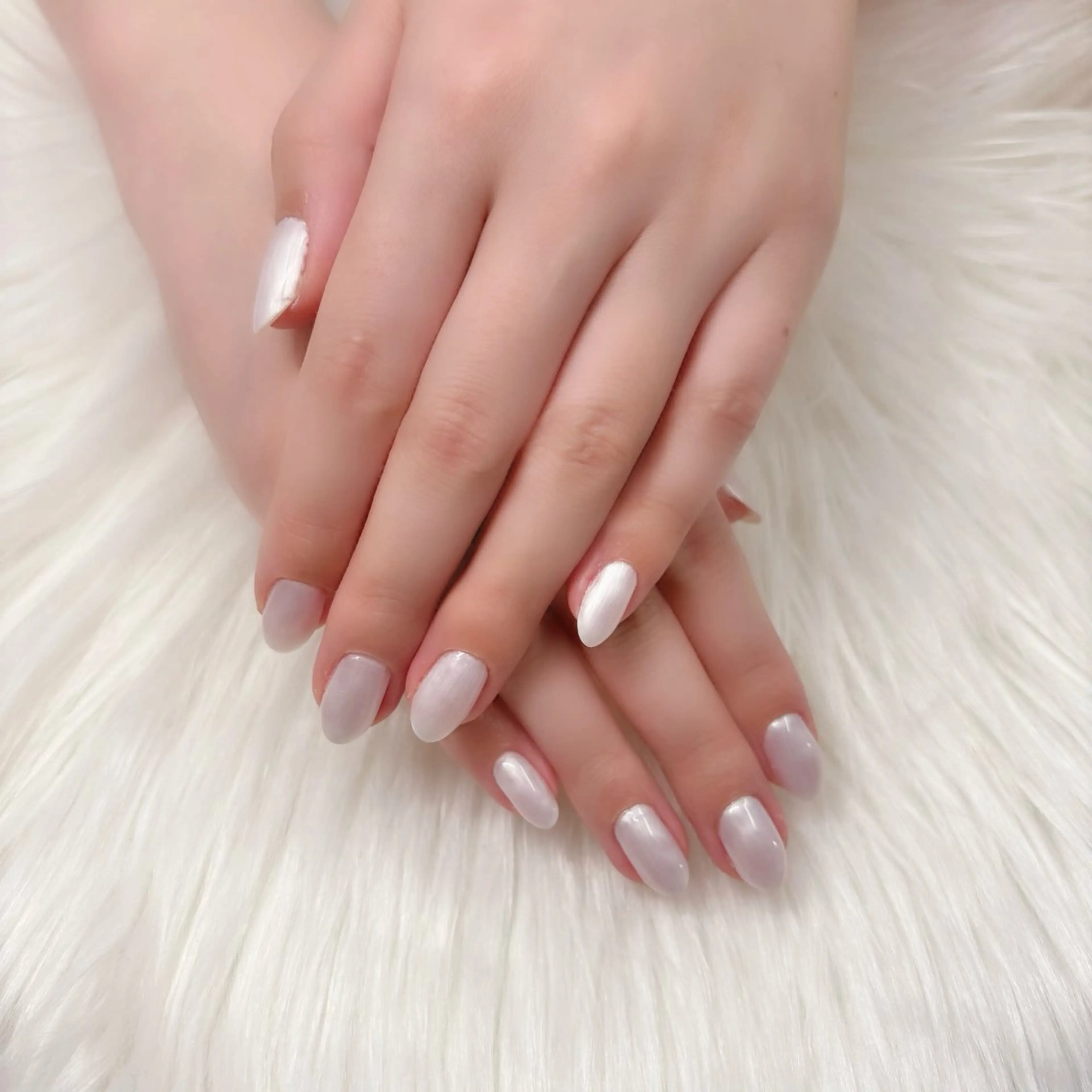 ネイル ワンカラーネイル ホワイト エリクサーネイル池袋店所属・エリクサーネイル池袋 師井のネイルデザイン