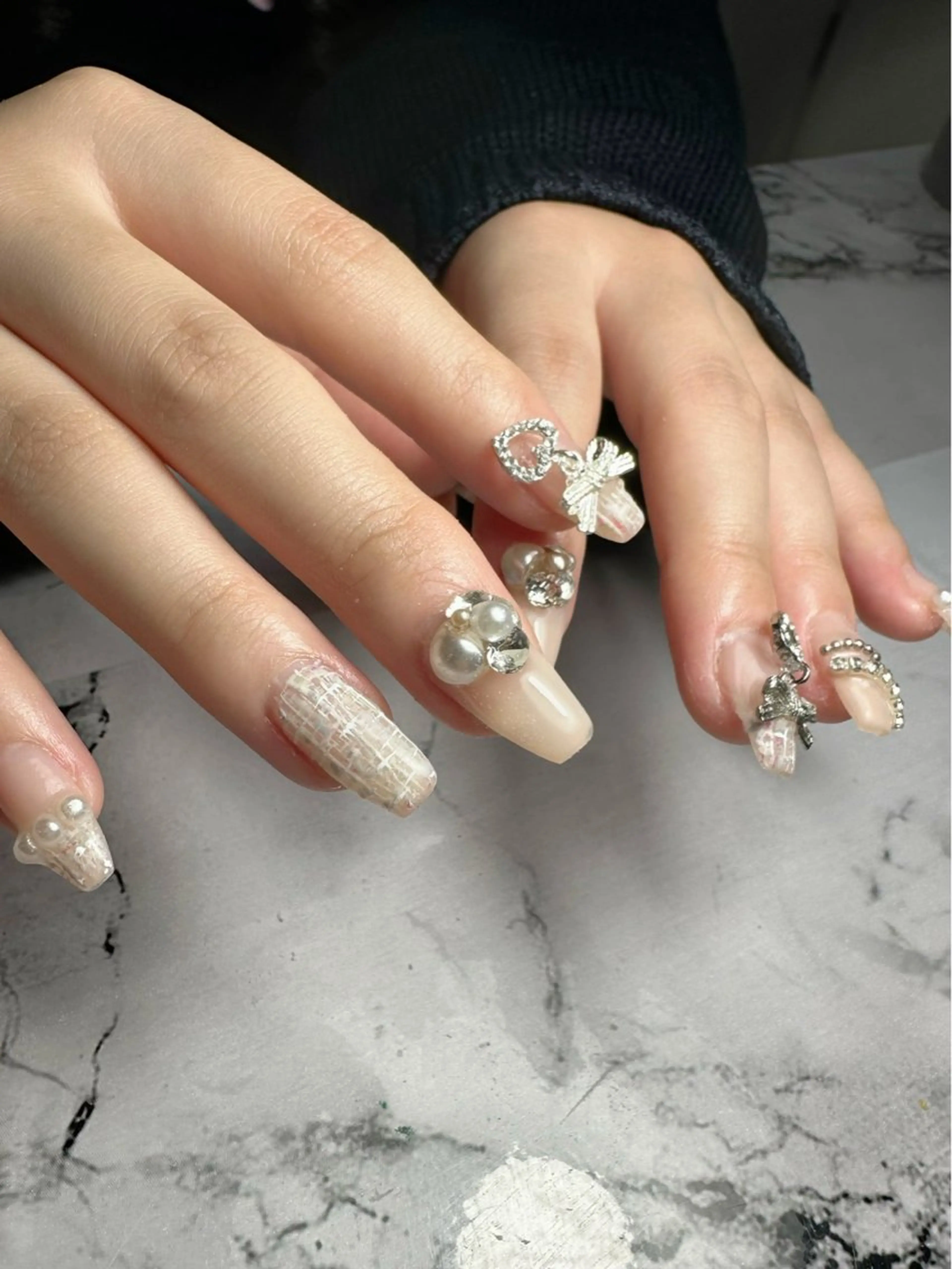 ネイル 新山 聖のネイルデザイン