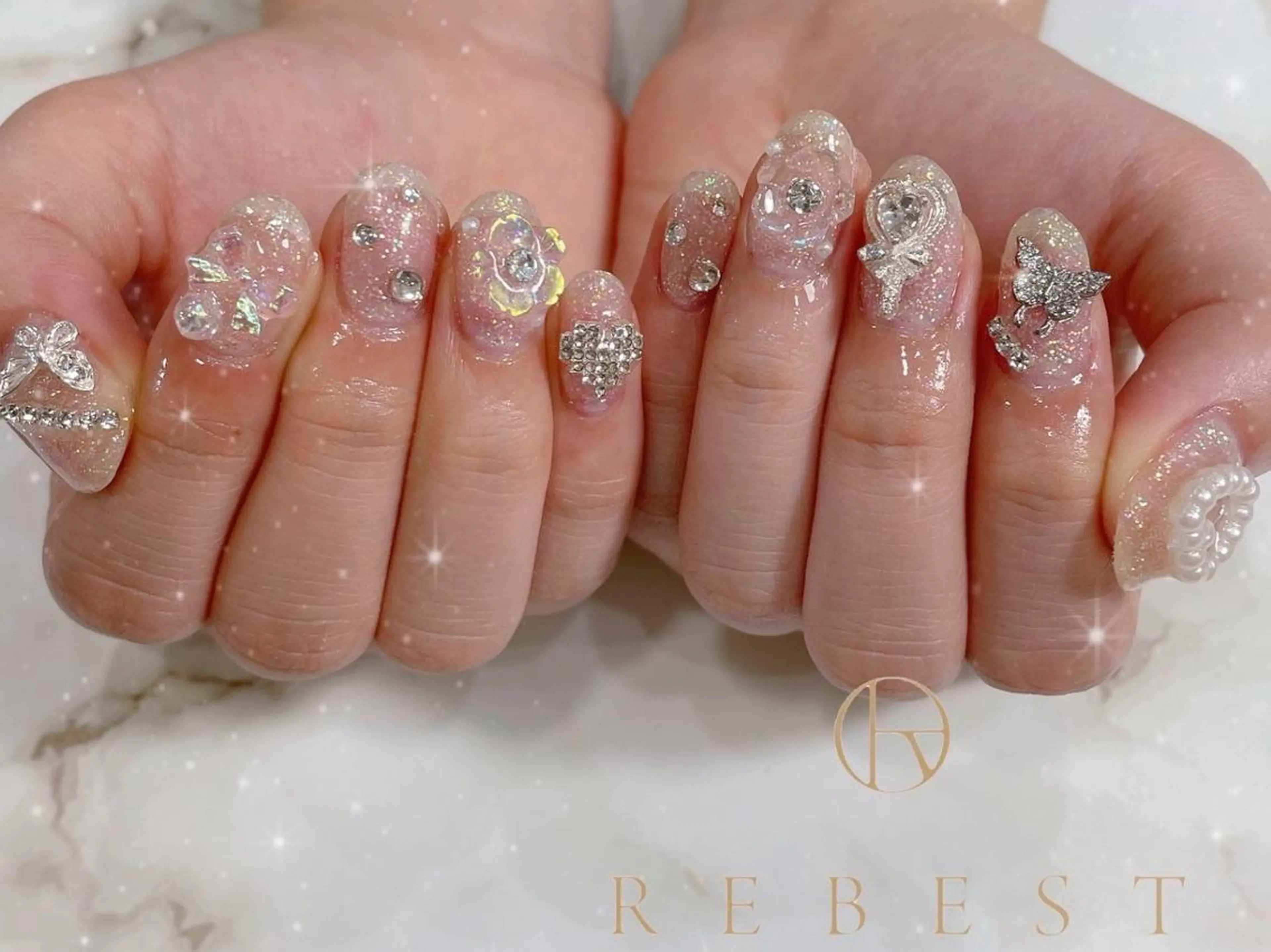 ネイル ❤️💛REBEST 京橋　nailのネイルデザイン