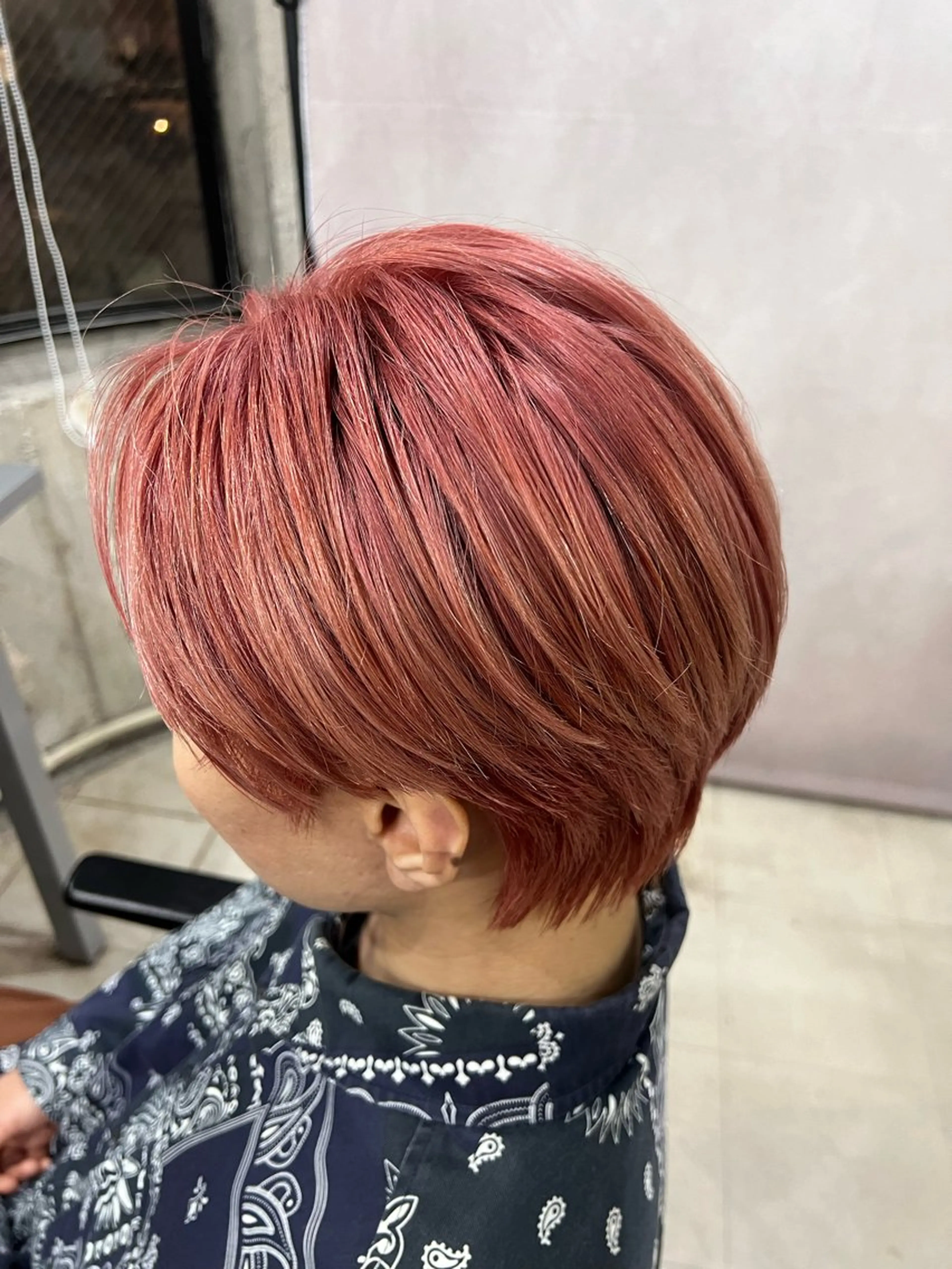 ミディアム カラー メンズ カット ヘアカラー RACCOON.TOKYO 渋谷店所属・メンズカット特化🐺 ウルフ[店長]置塩祥のヘアスタイル