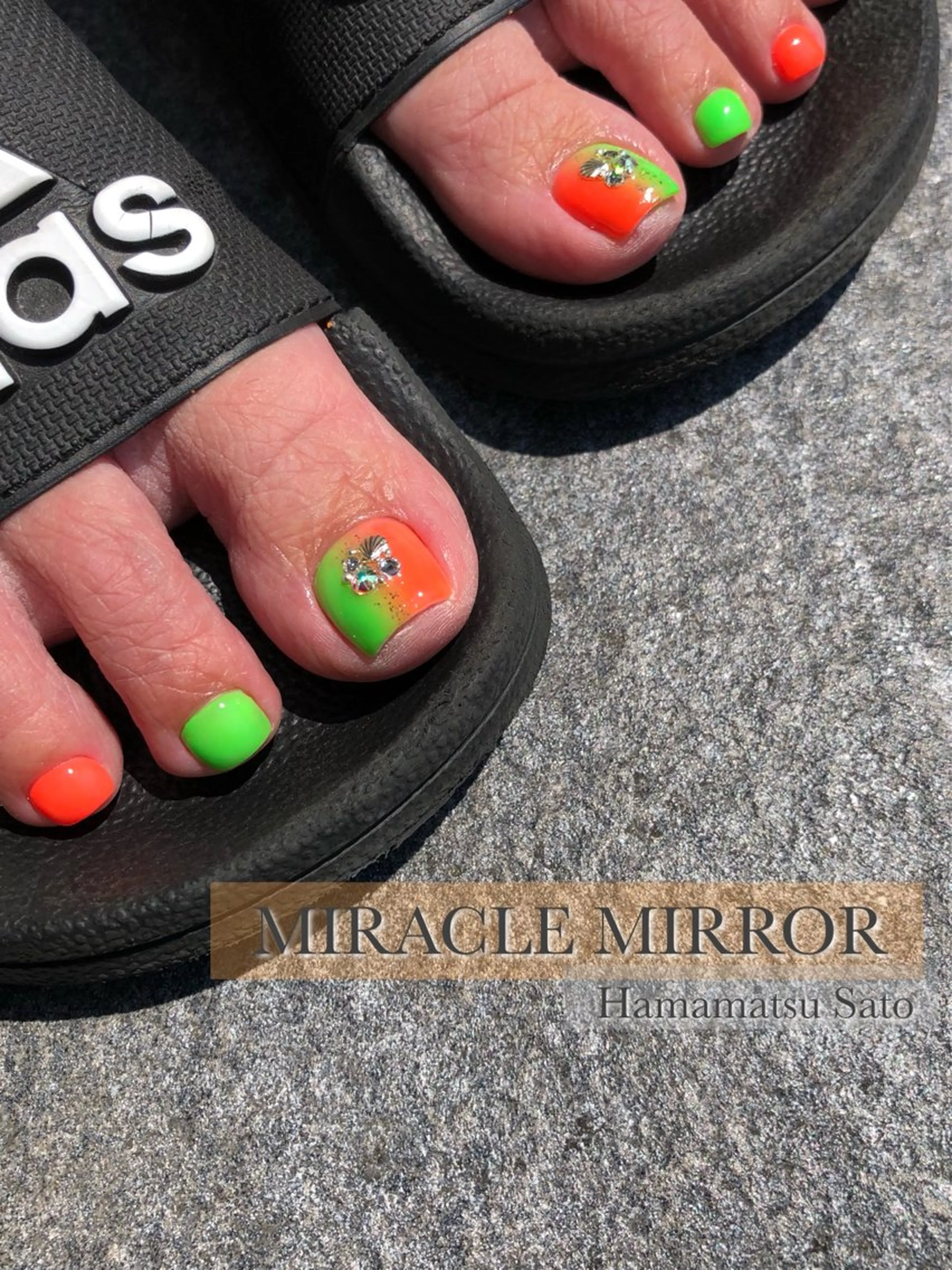 ネイル ミラクルミラー 町野のネイルデザイン