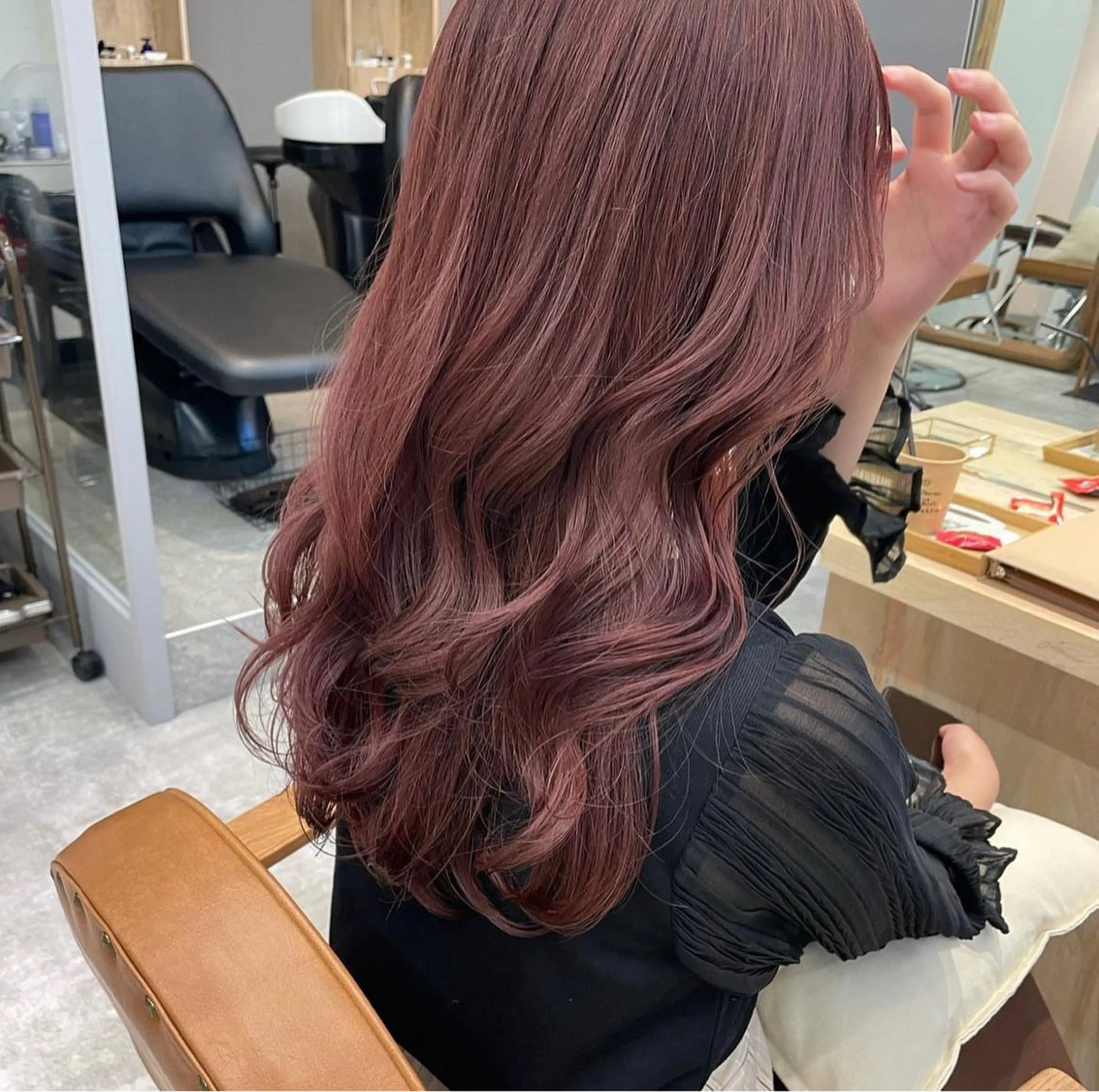 【30歳以下限定】🍋カット + ダブルカラー(ブリーチ有り)+オリジナルトリートメント🍋の写真