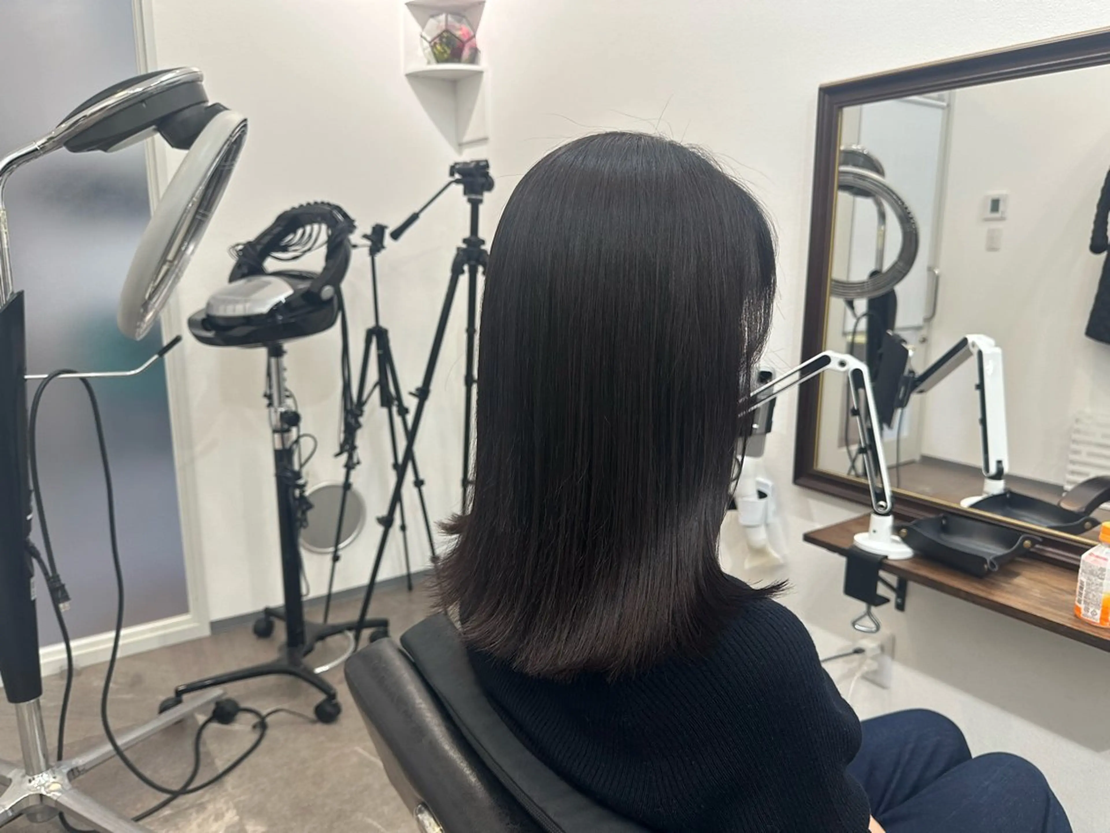 セミロング kawakita yoshinoriのヘアスタイル