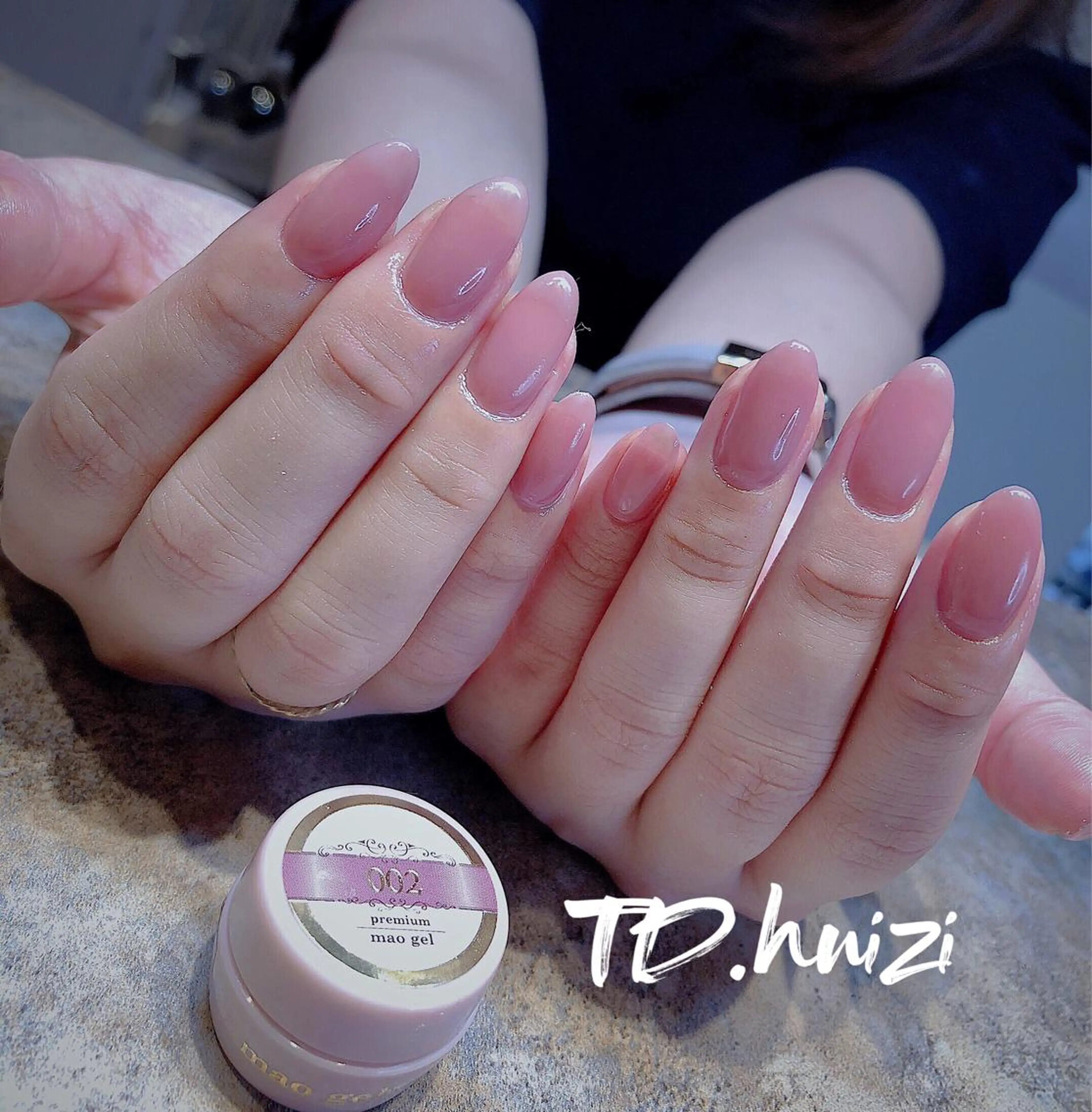 ミディアム ハンドネイル めぐみのネイルサロン 惠のネイルデザイン