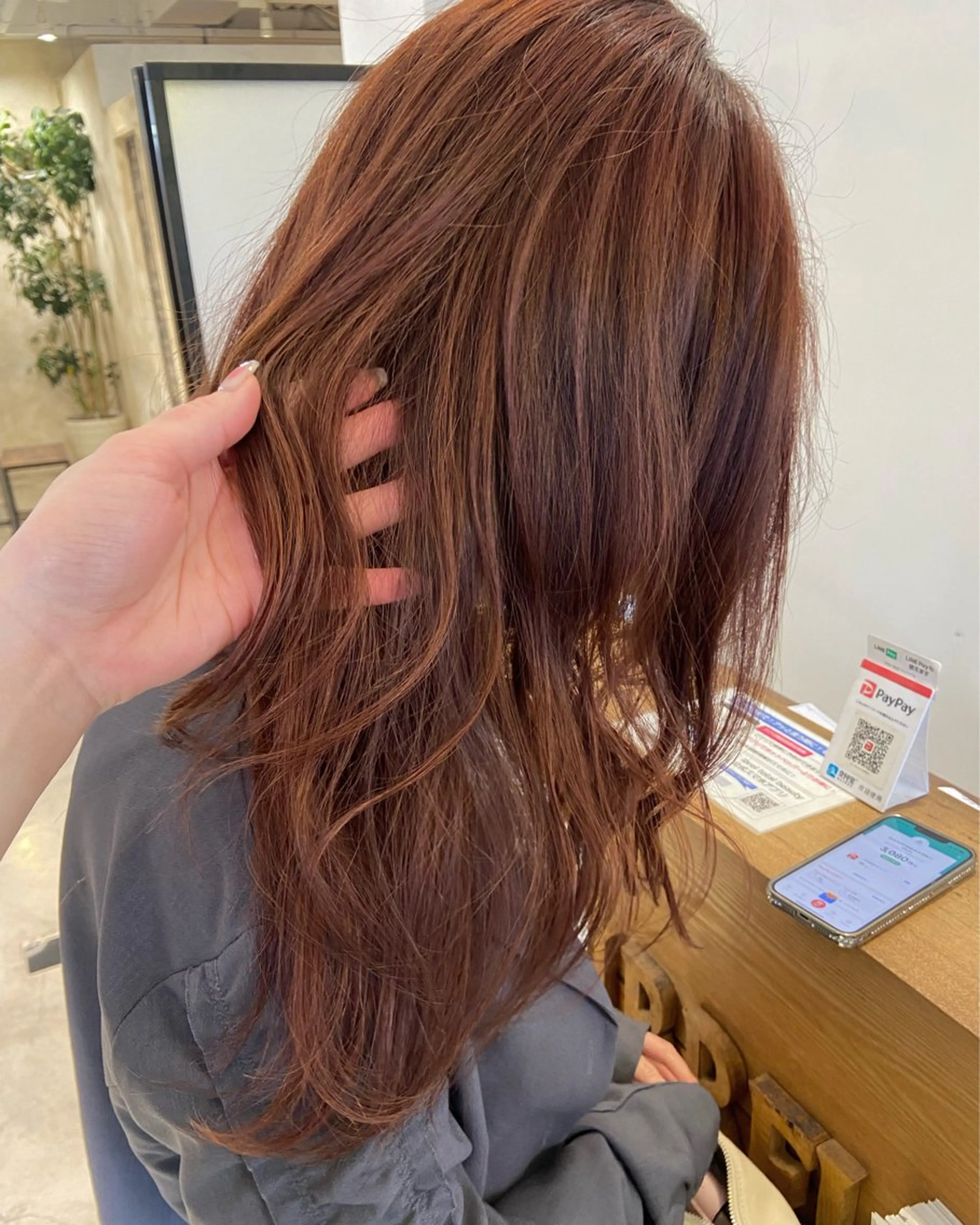 ロング カラー ブリーチ ブリーチなしカラー オレンジ ENIEN MAKE'S 立川所属・綾/ベージュカラー /パーマ🩰のヘアスタイル