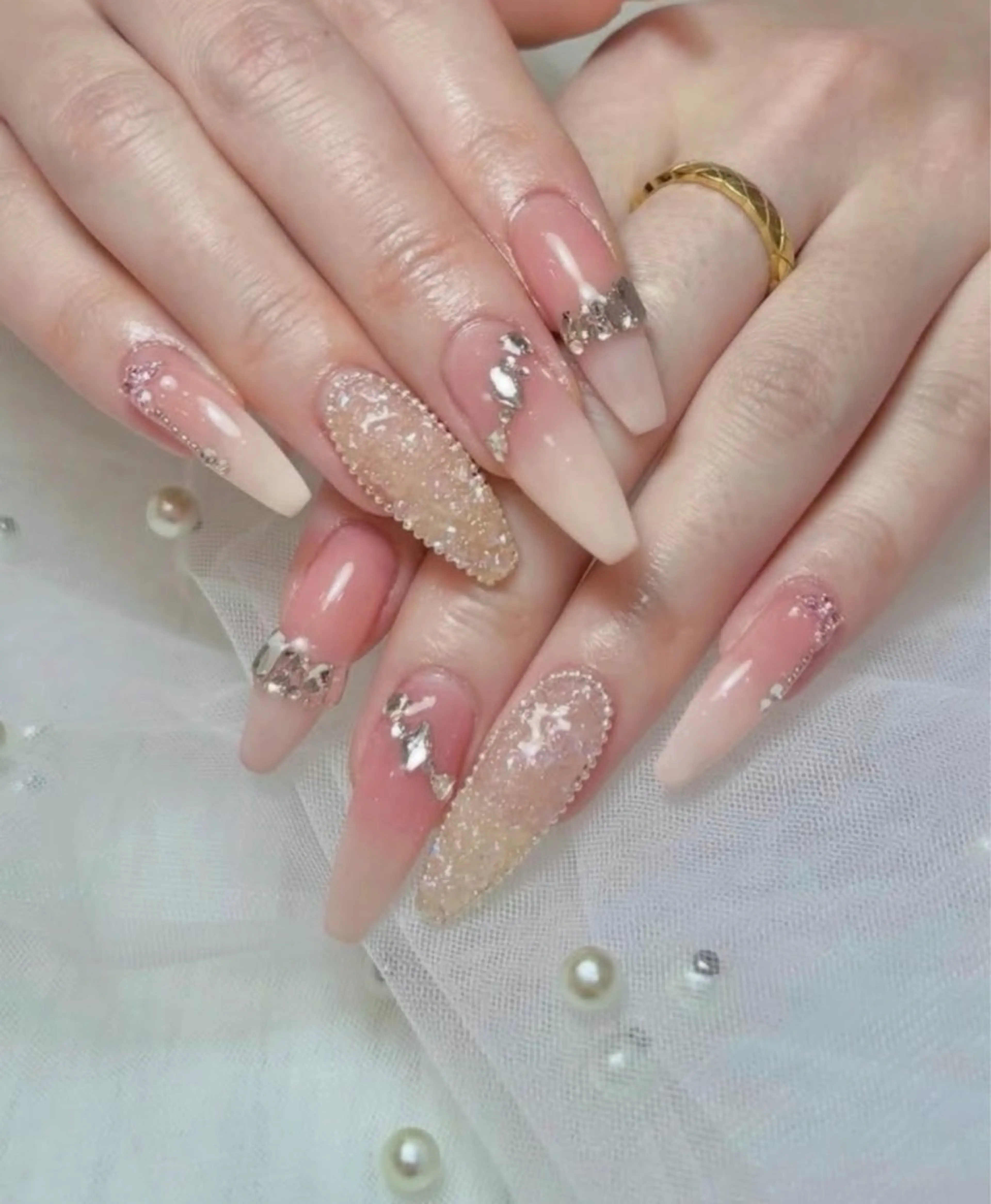 ネイル ハンドネイル ハンドケア ETELUNA Nail 銀座店【パラジェル/フィルイン/チップスカルプ/マグネット/ニュアンス】所属・周 テイのネイルデザイン
