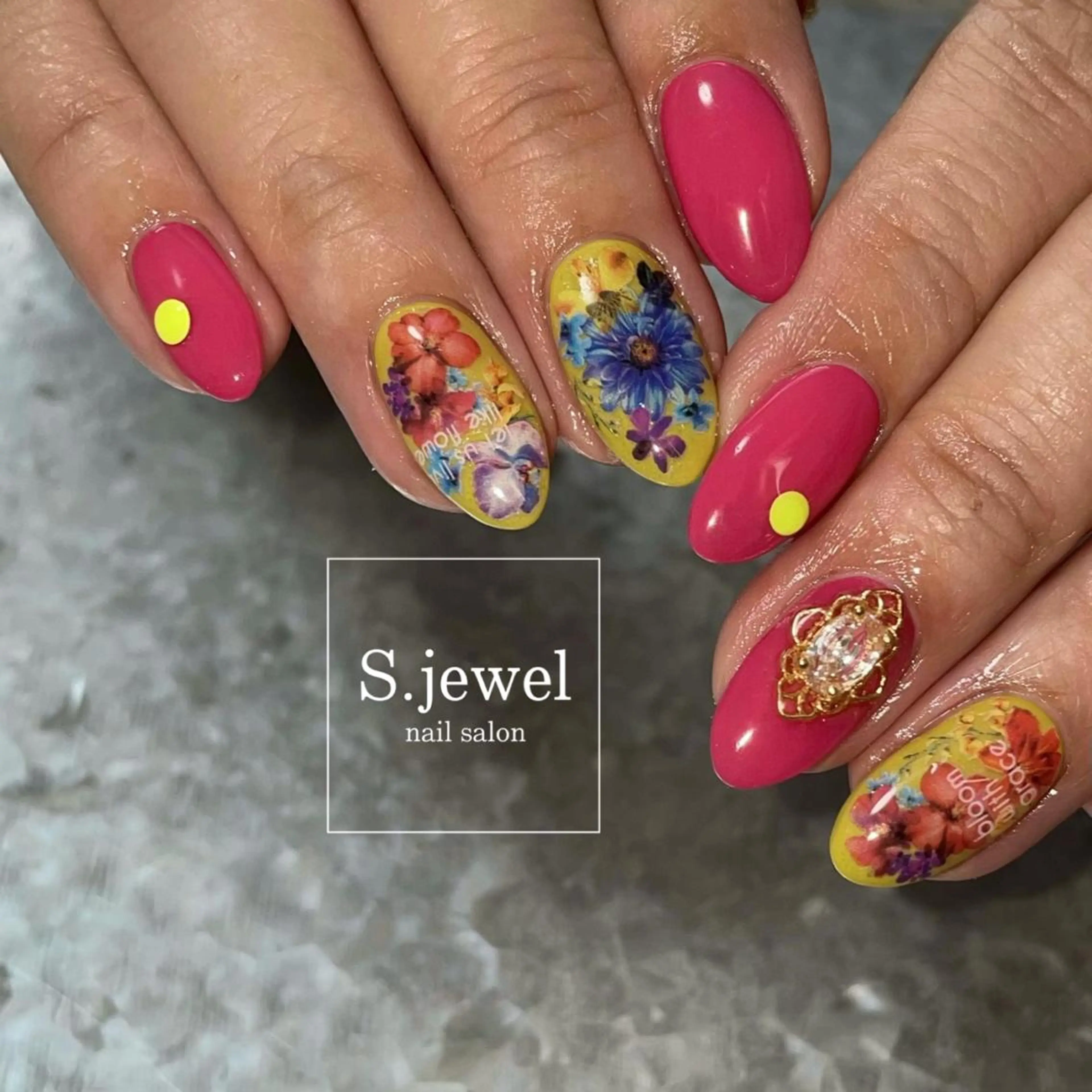 ネイル S♡JEWEL所属・S. JEWELのネイルデザイン