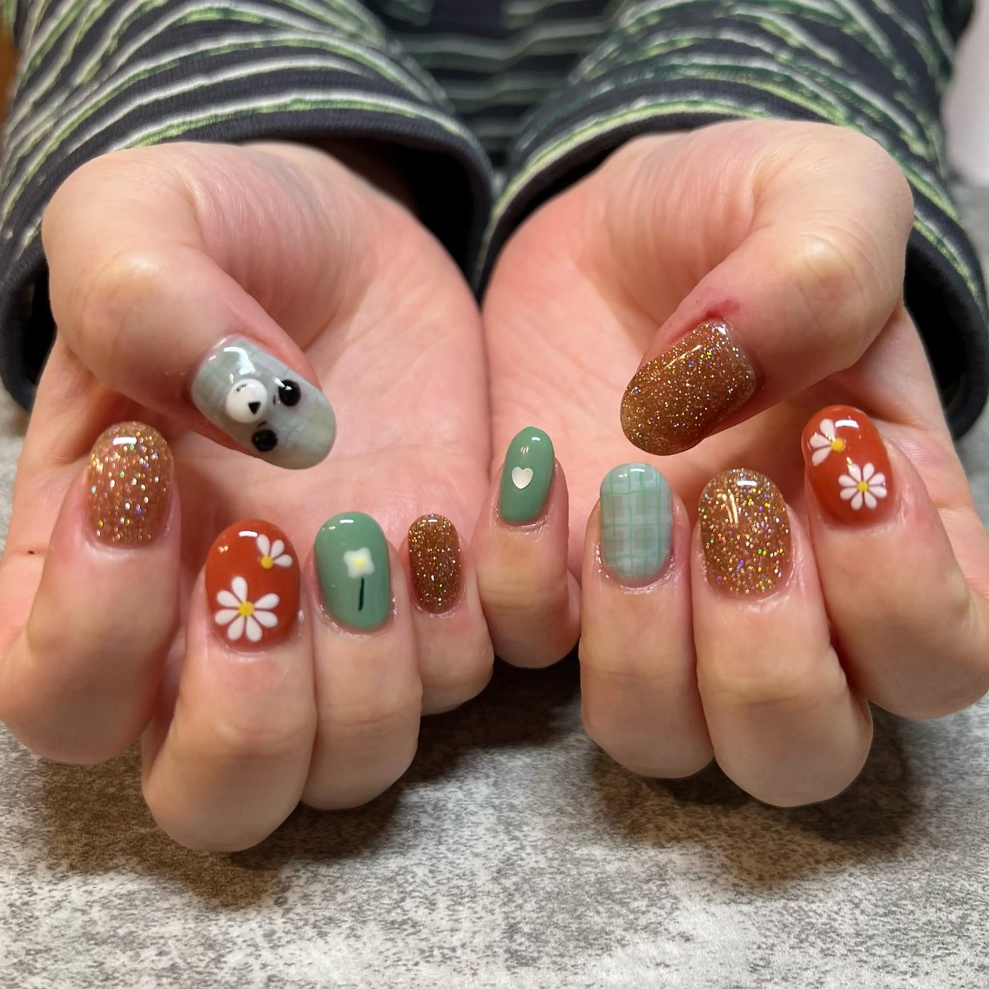 ネイル 春日井ネイルサロン iroのネイルデザイン