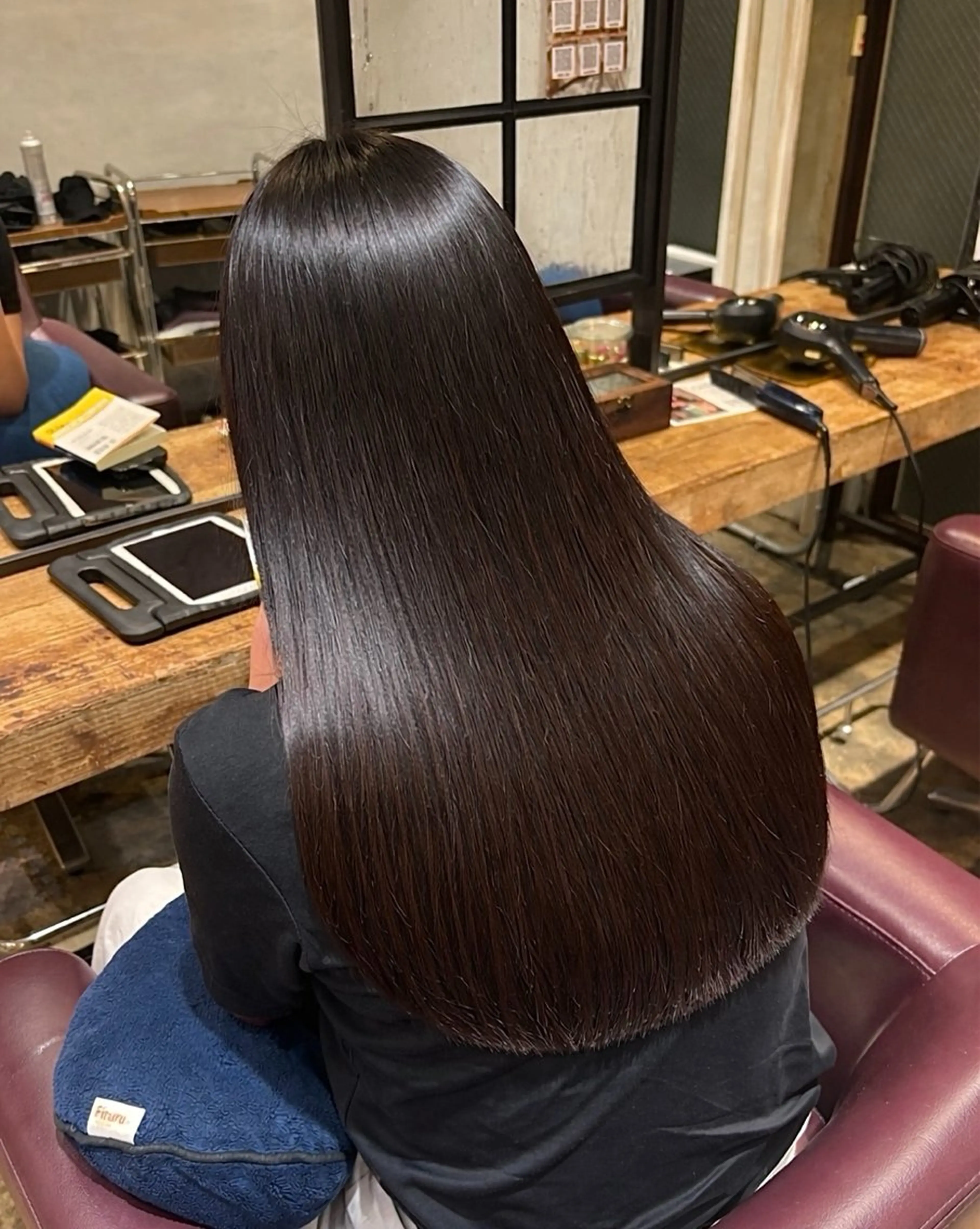 ロング カット 縮毛矯正 saya 🪽 レイヤー/縮毛矯正のヘアスタイル