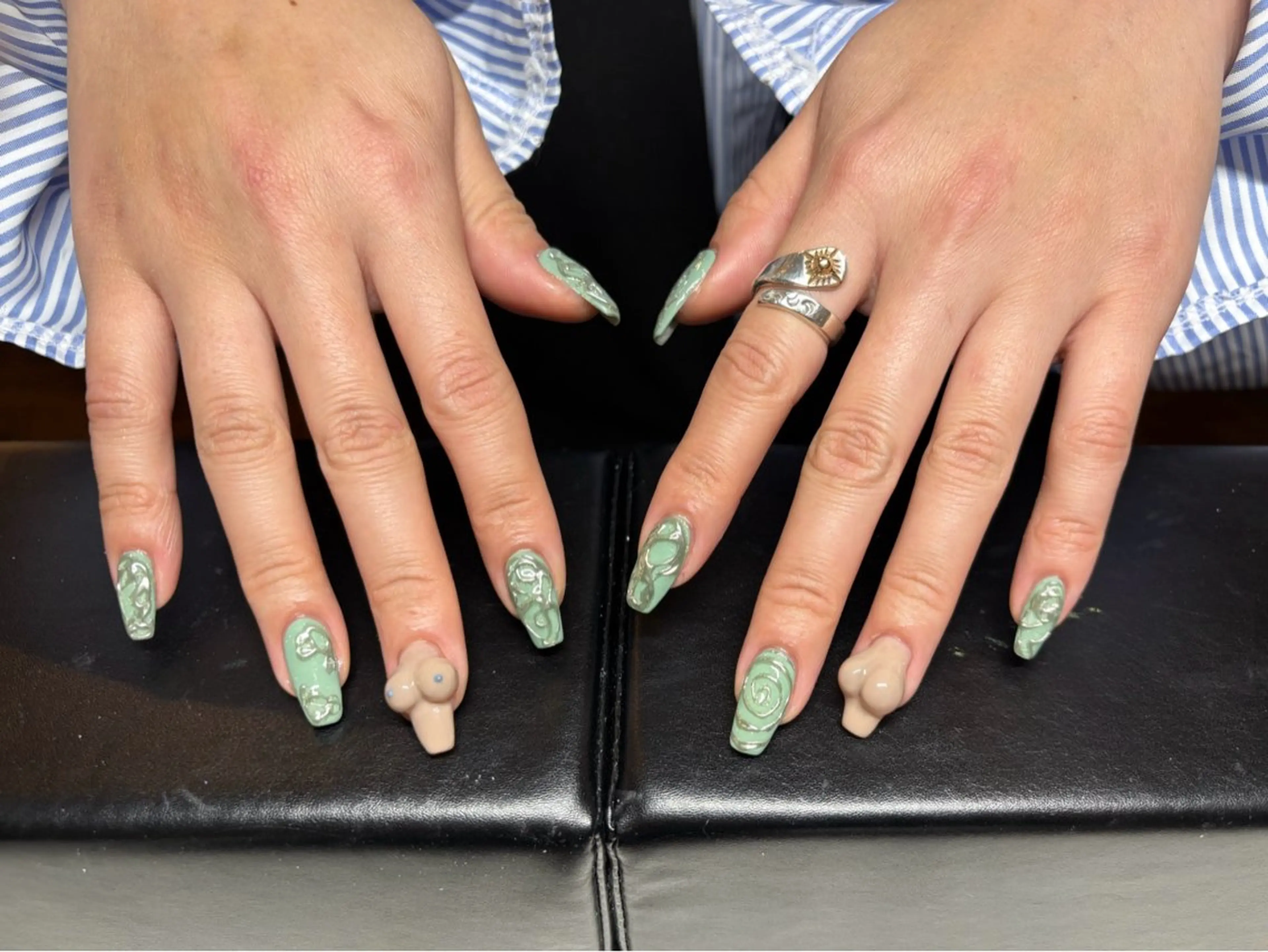 ネイル アートネイル Nail Salon AVARICE所属・avarice yuraのネイルデザイン