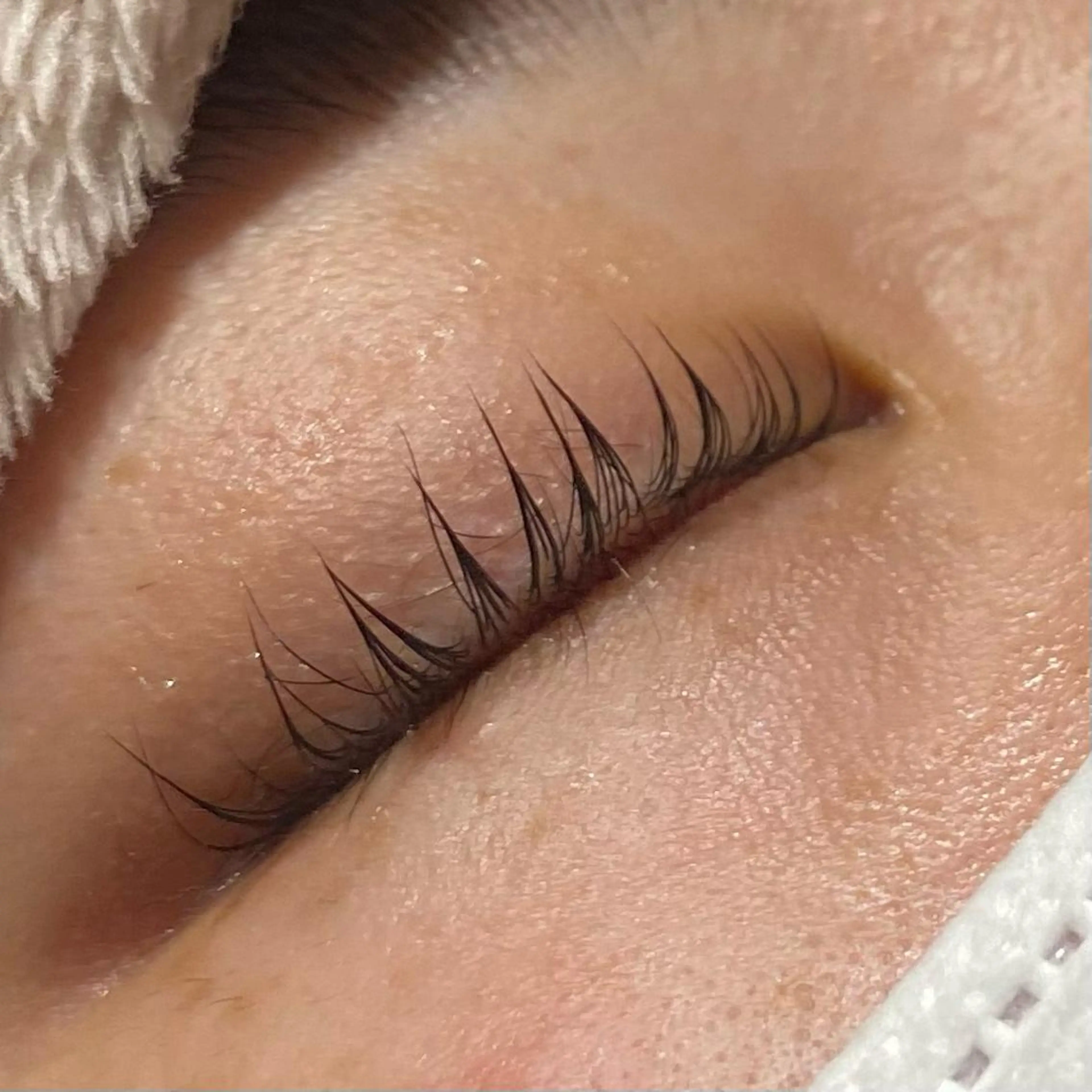 マツエク・マツパ メンズパーマ眉毛 特化アユム🔥のヘアスタイル