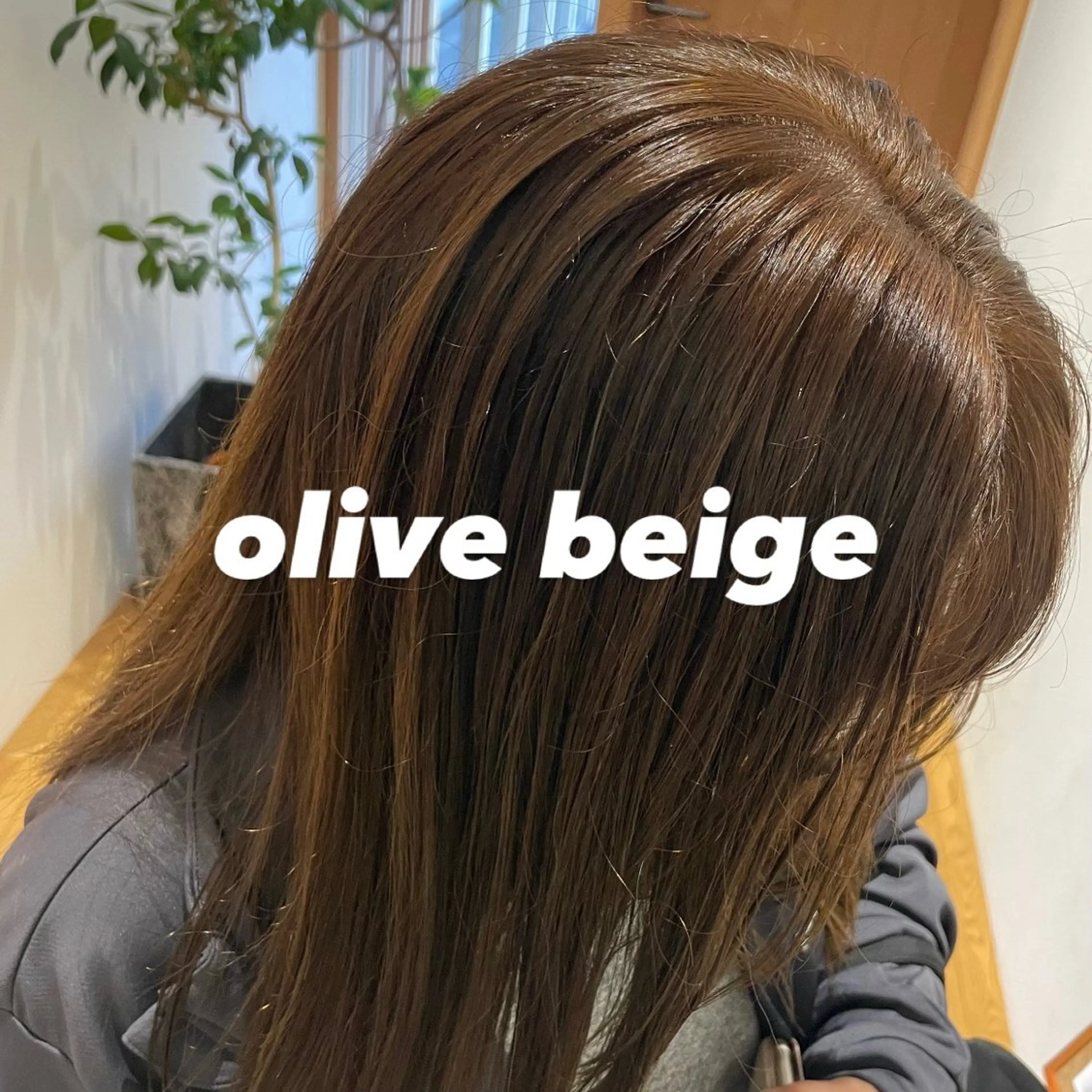 ロング カラー ベージュカラー ブリーチ ブリーチなしカラー オリーブベージュ ちほ /ボブスタイルのヘアスタイル