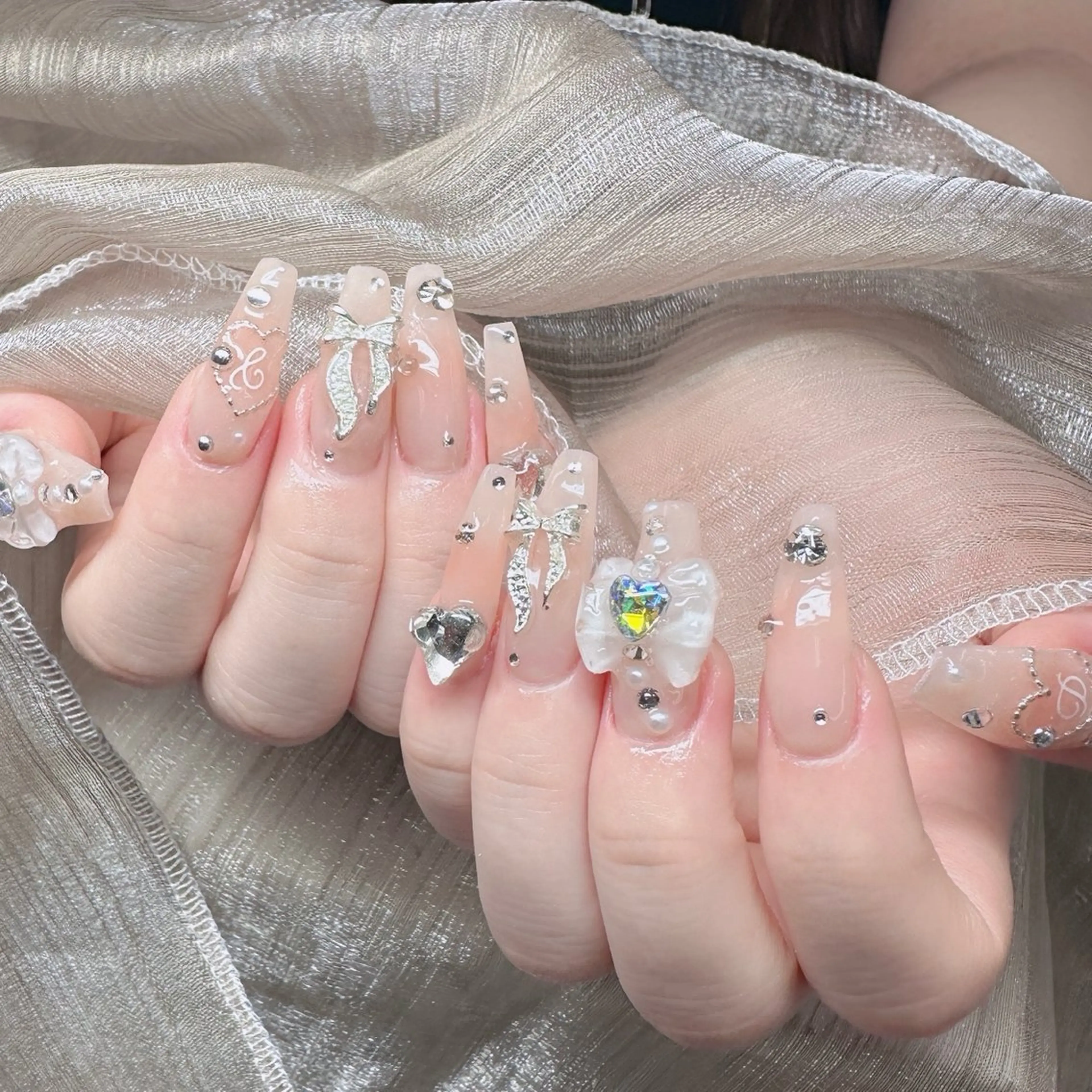 ネイル ロングネイル マグネットネイル リボン 夏ネイル スーパーロングネイル ハンドネイル Hani Nail XUKAのネイルデザイン