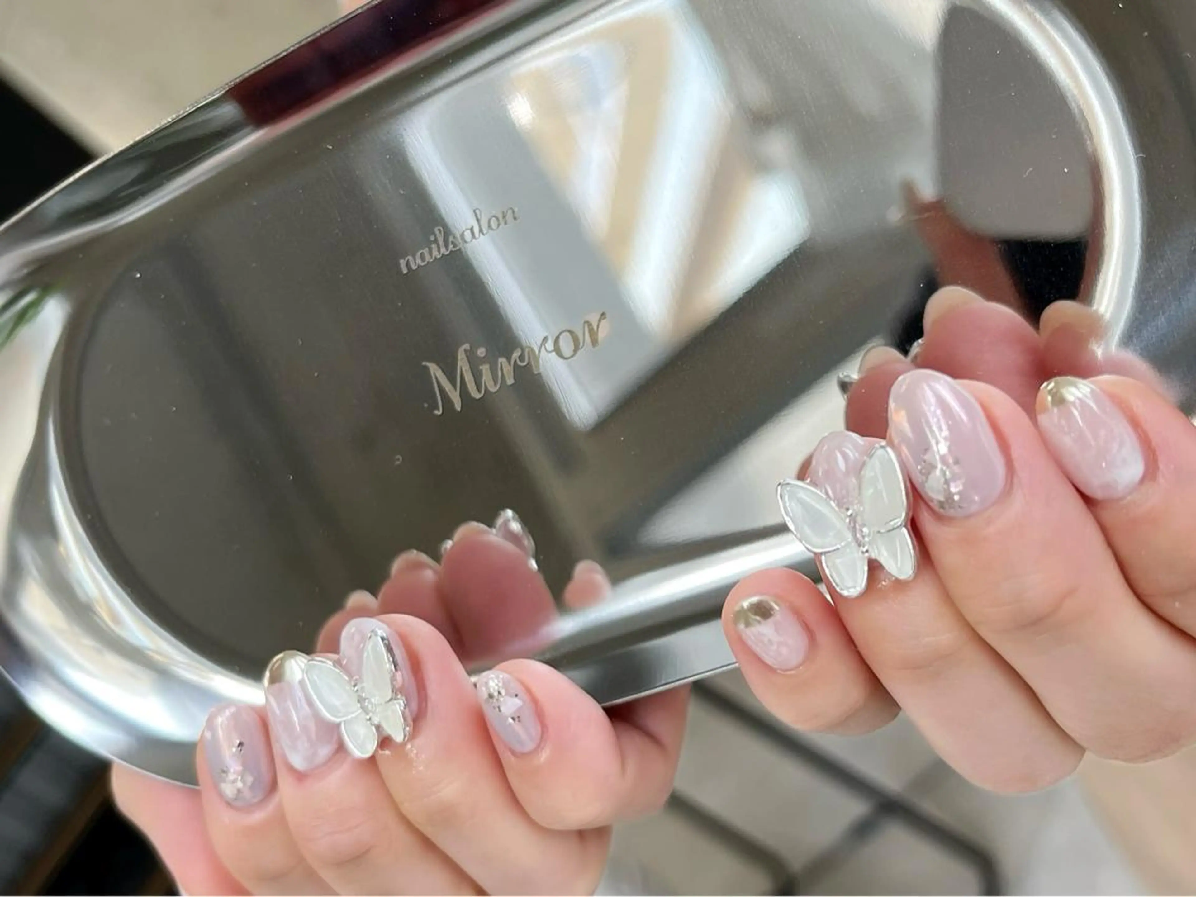ネイル ハンドネイル nailsalon Mirrorのネイルデザイン