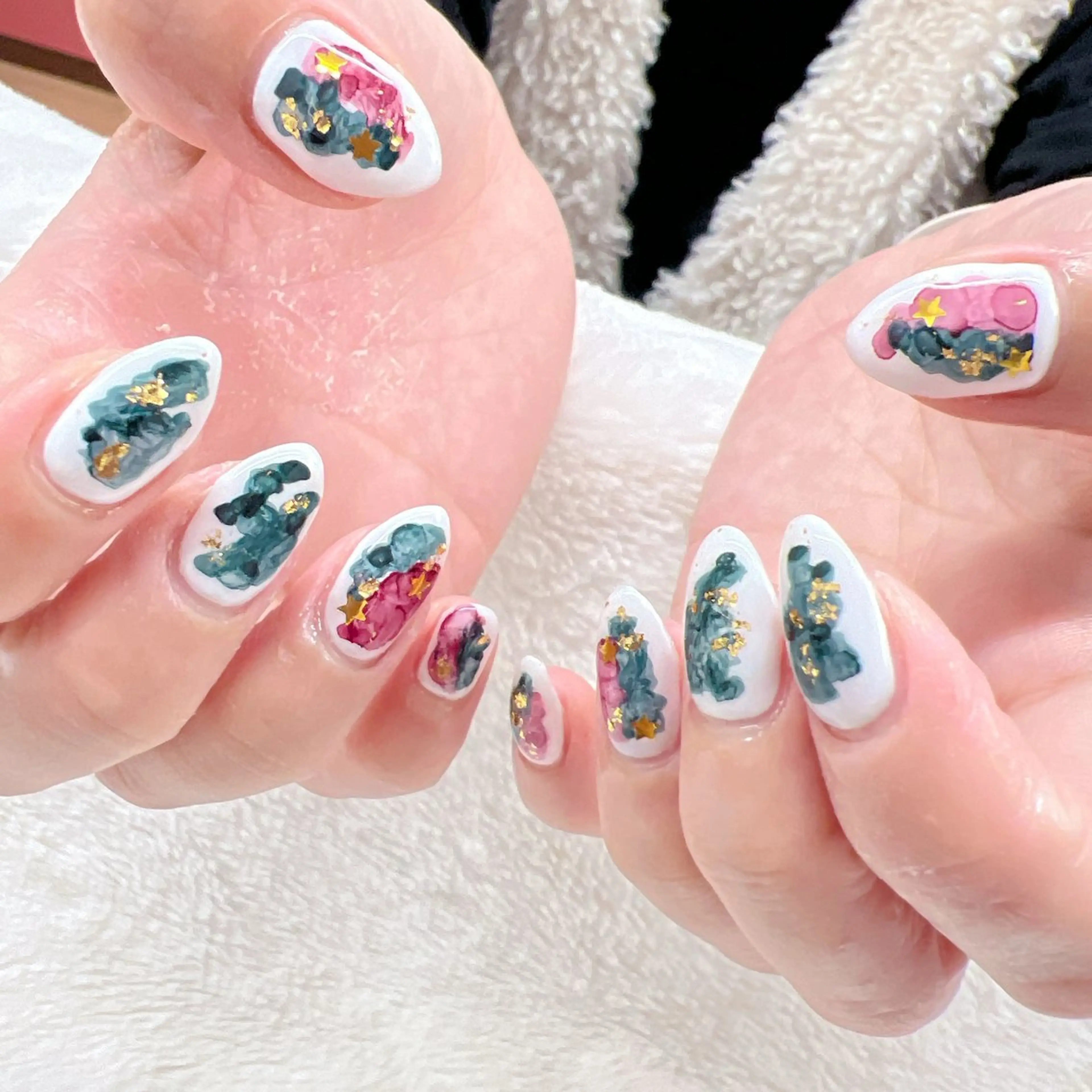 ネイル ハンドネイル Emi lyのネイルデザイン