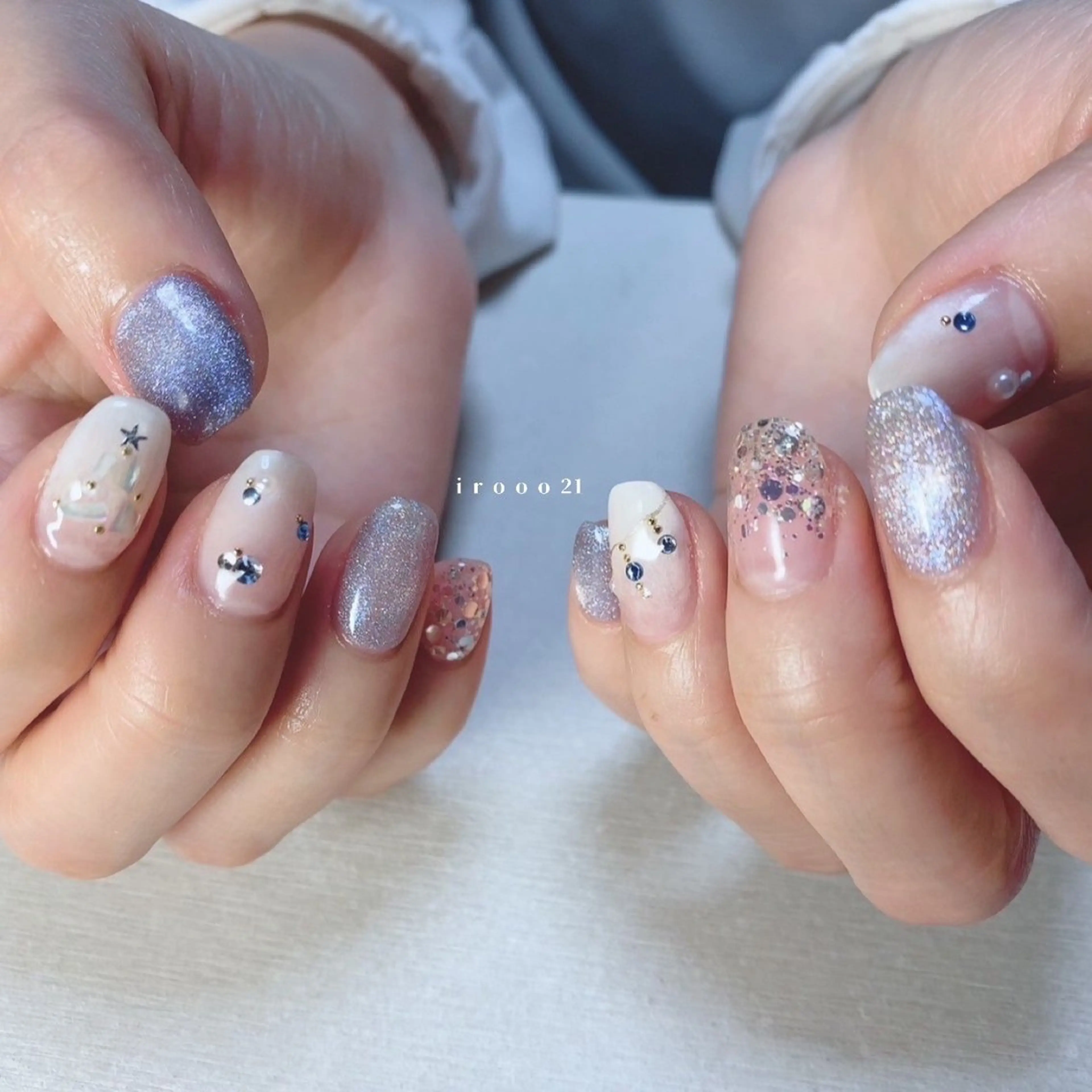 ネイル アートネイル ブルー グラデーション 韓国ネイル マグネットネイル irooo 21のネイルデザイン
