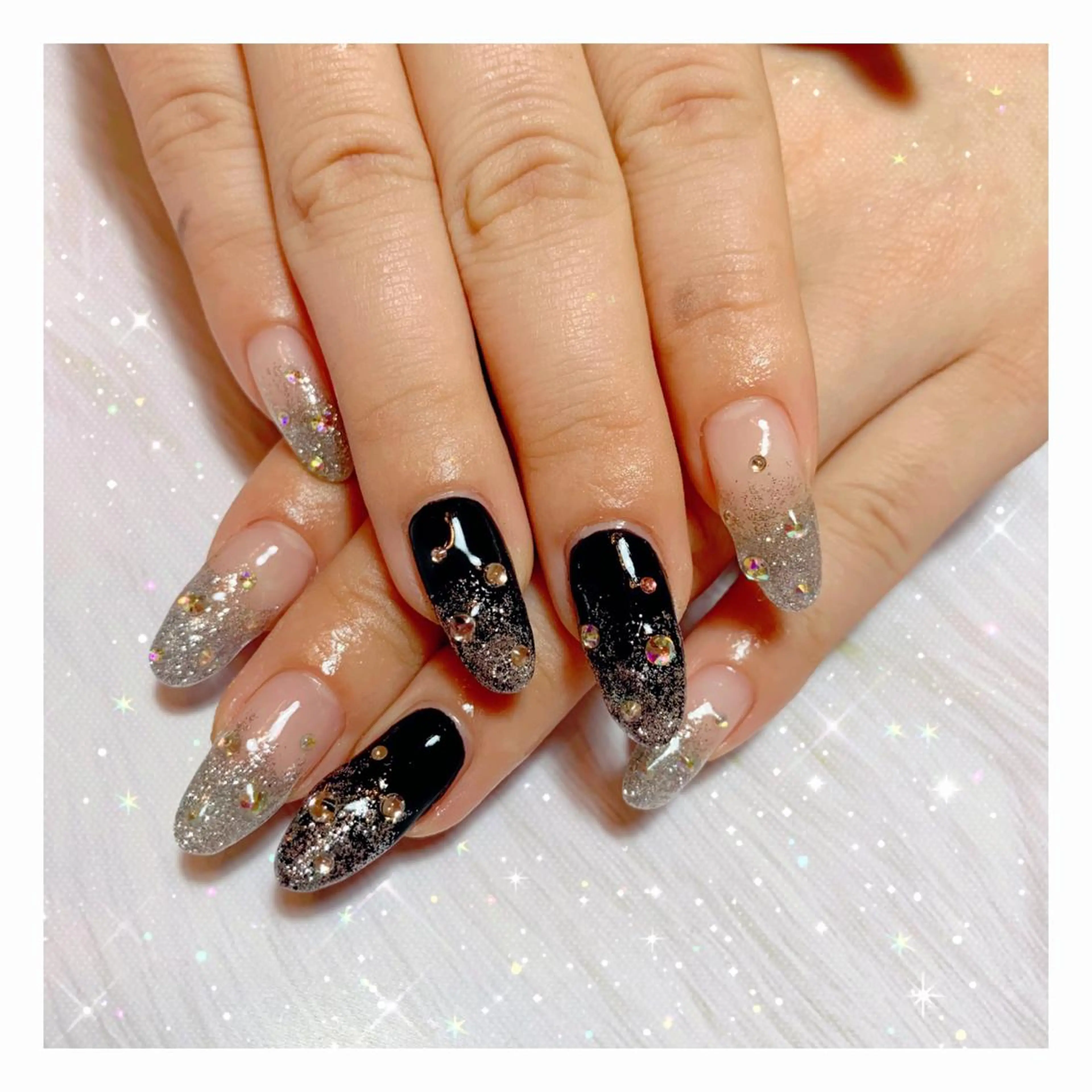 ネイル キラキラネイル C's coffret所属・C's coffretのネイルデザイン