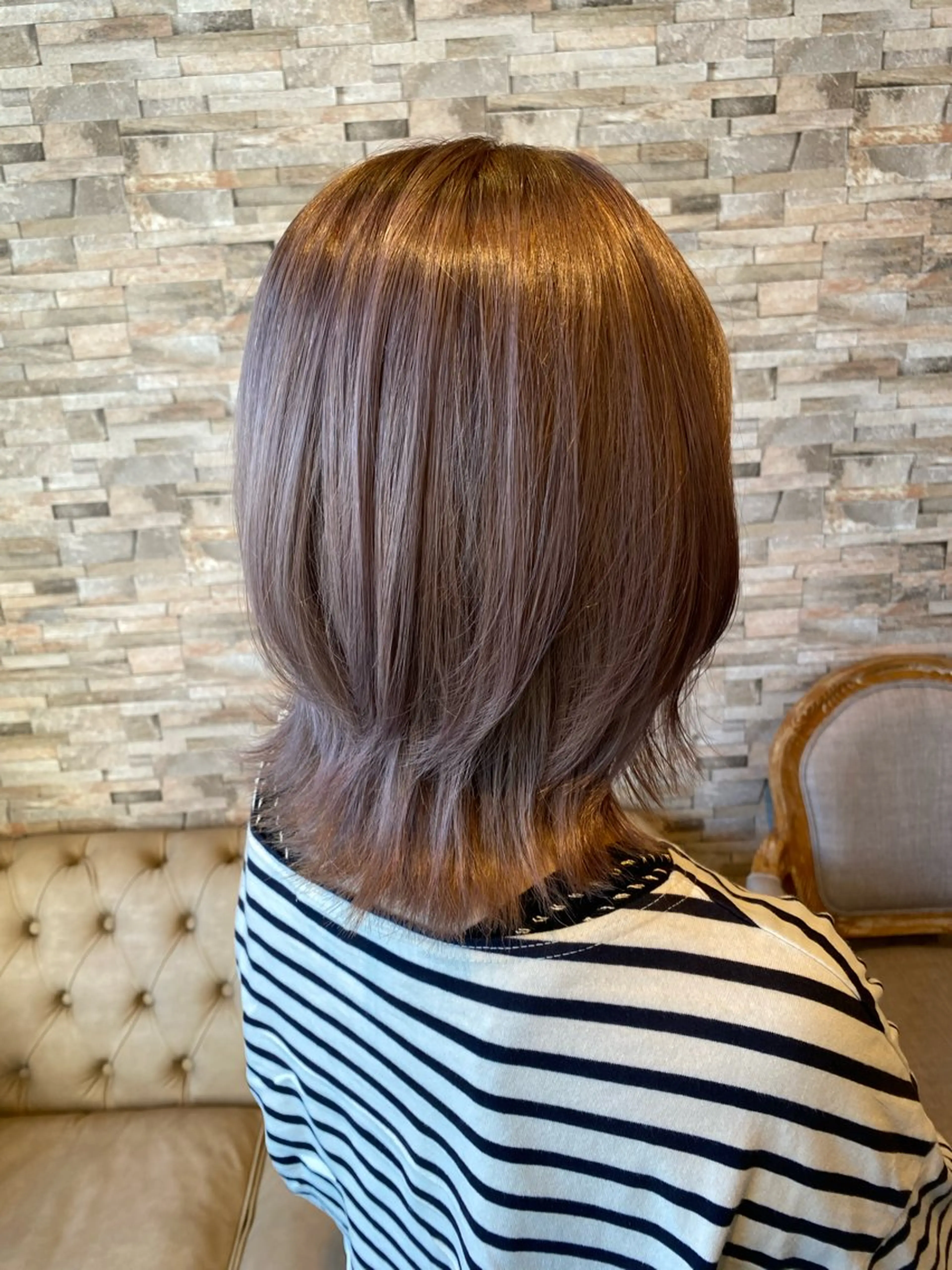 ミディアム レイヤーカット ヘアカラー サイトウ 南柏のヘアスタイル