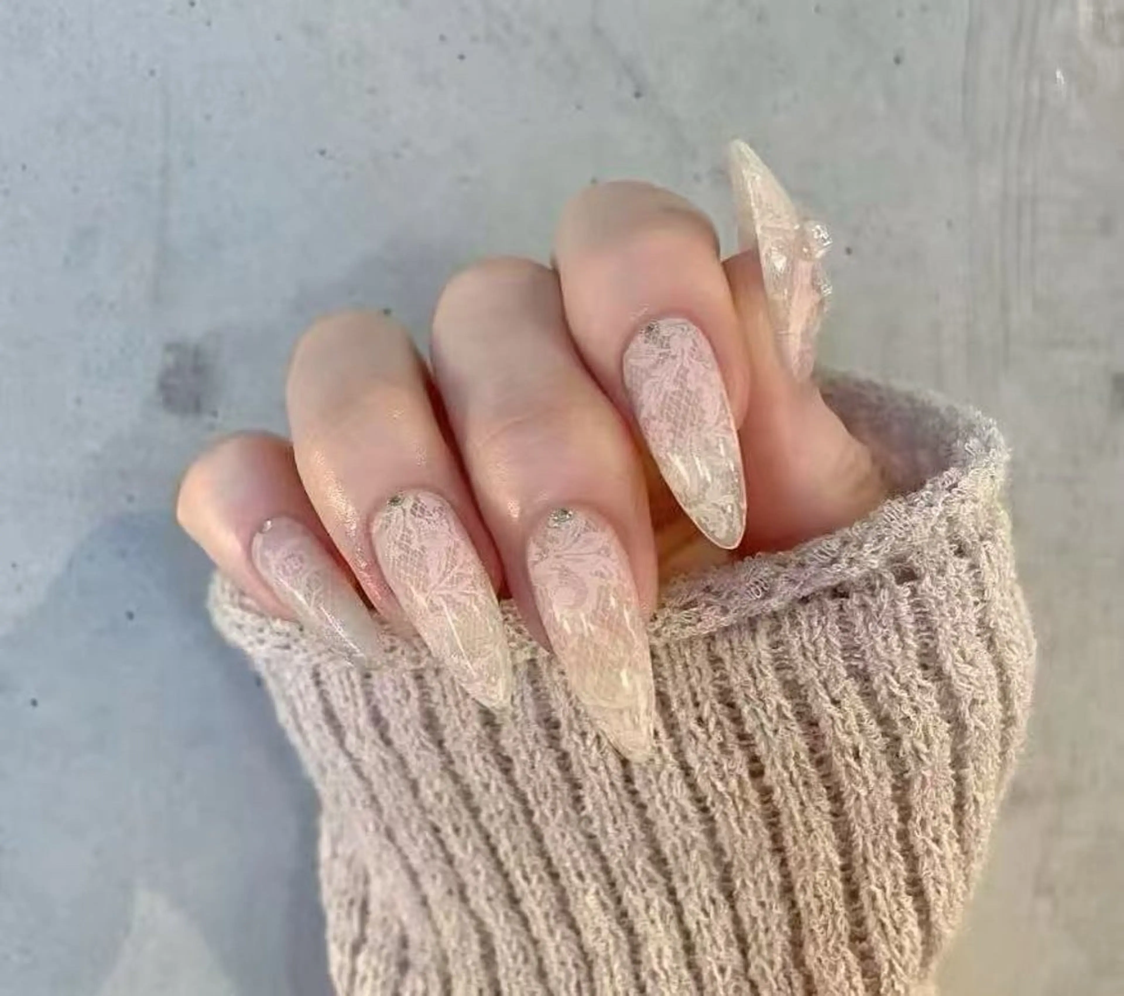 ネイル フラワーネイル フレンチネイル ジェルネイル ガラスフレンチ ハート ハンドネイル BabyYouMi nailのネイルデザイン