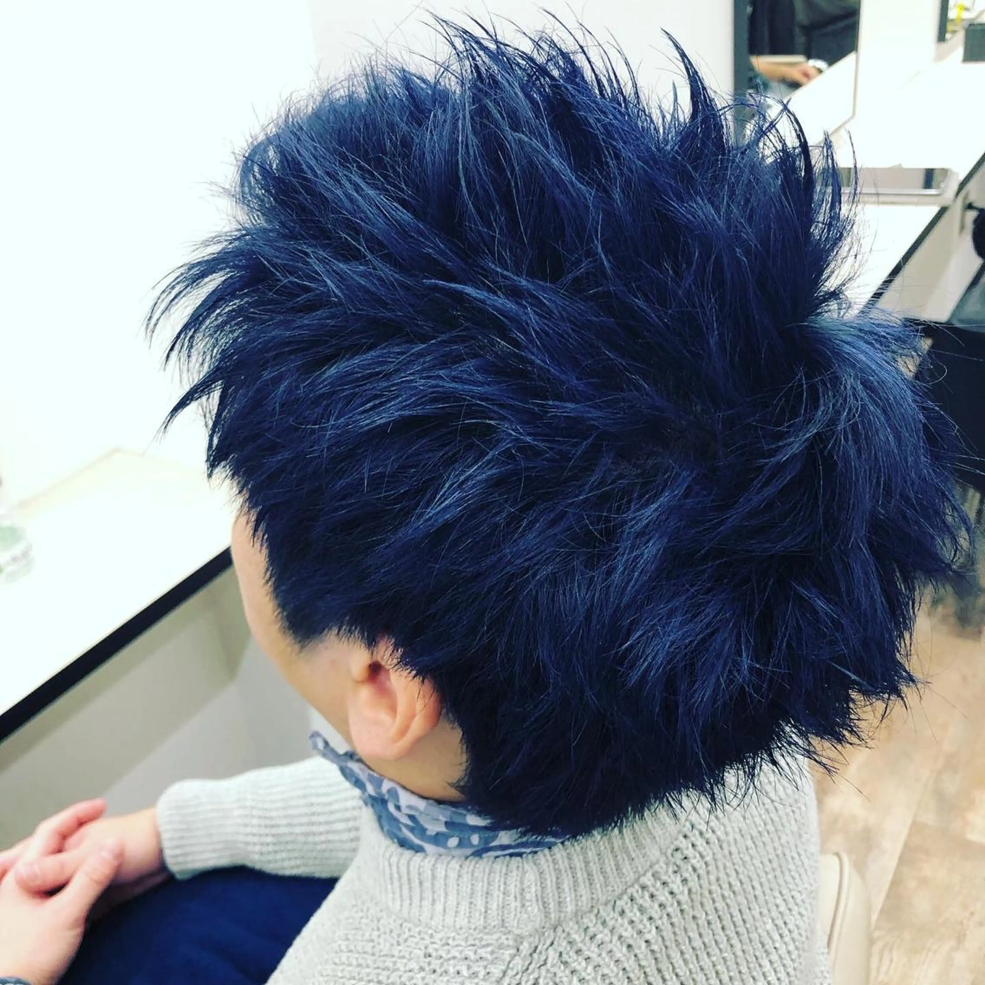 ショート カラー 竹下 了史のヘアスタイル