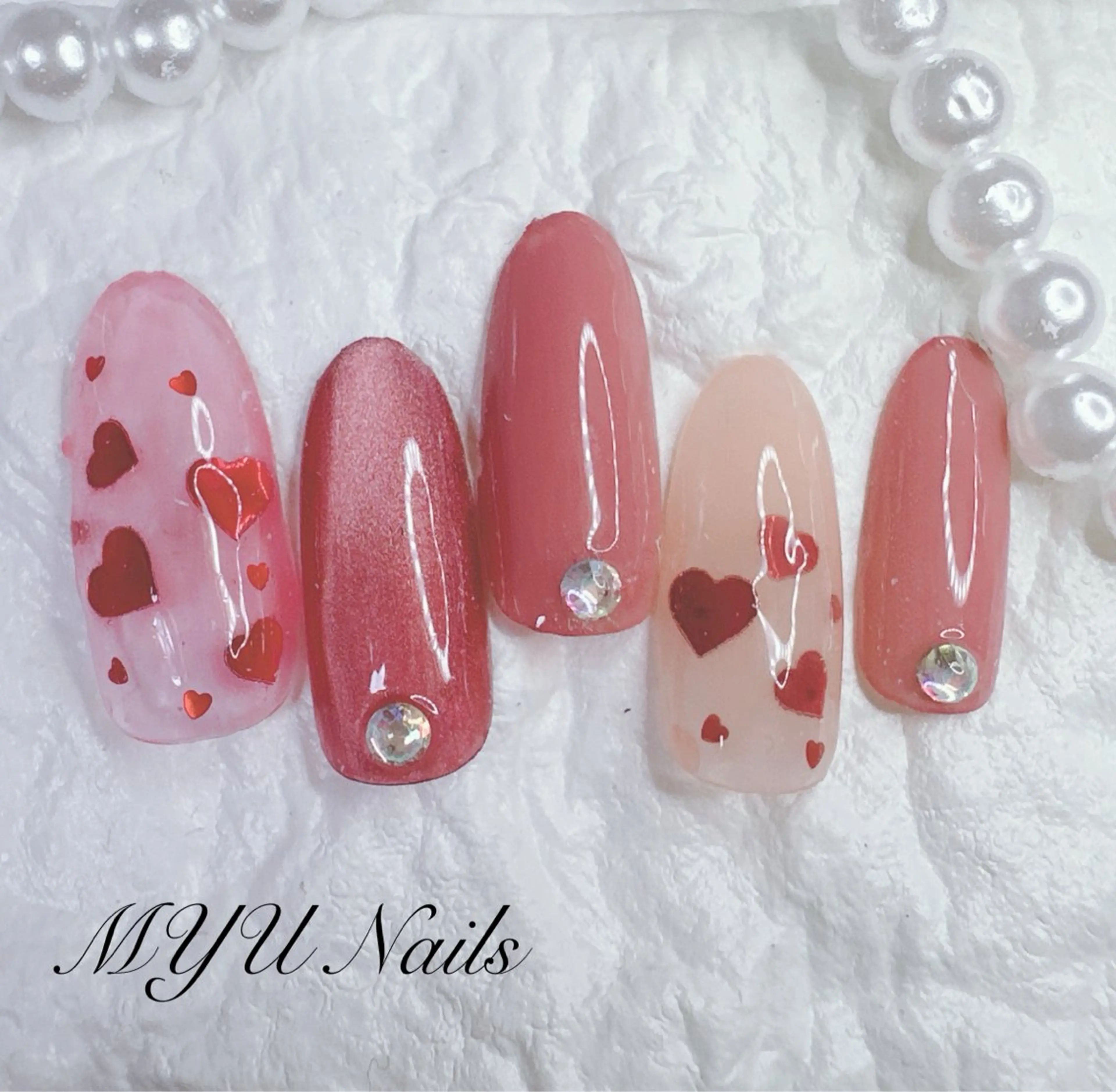 ネイル ジェルネイル ハート マグネットネイル 持ち込み ニュアンスネイル ハンドネイル MYU Nails所属・MYU Nailsのネイルデザイン