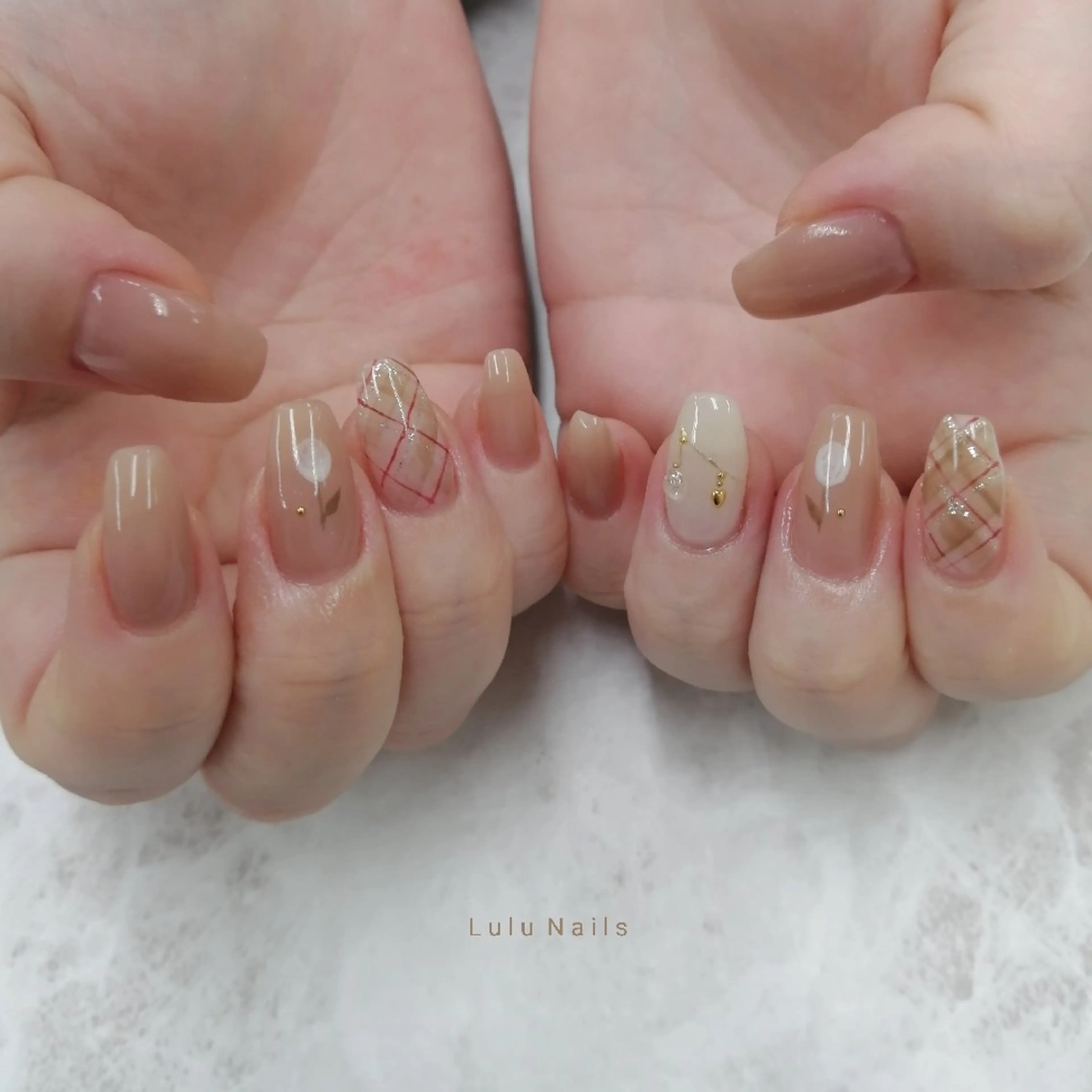 ネイル Lulu Nails ルルネイルズ所属・L u l u    N a i l sのネイルデザイン
