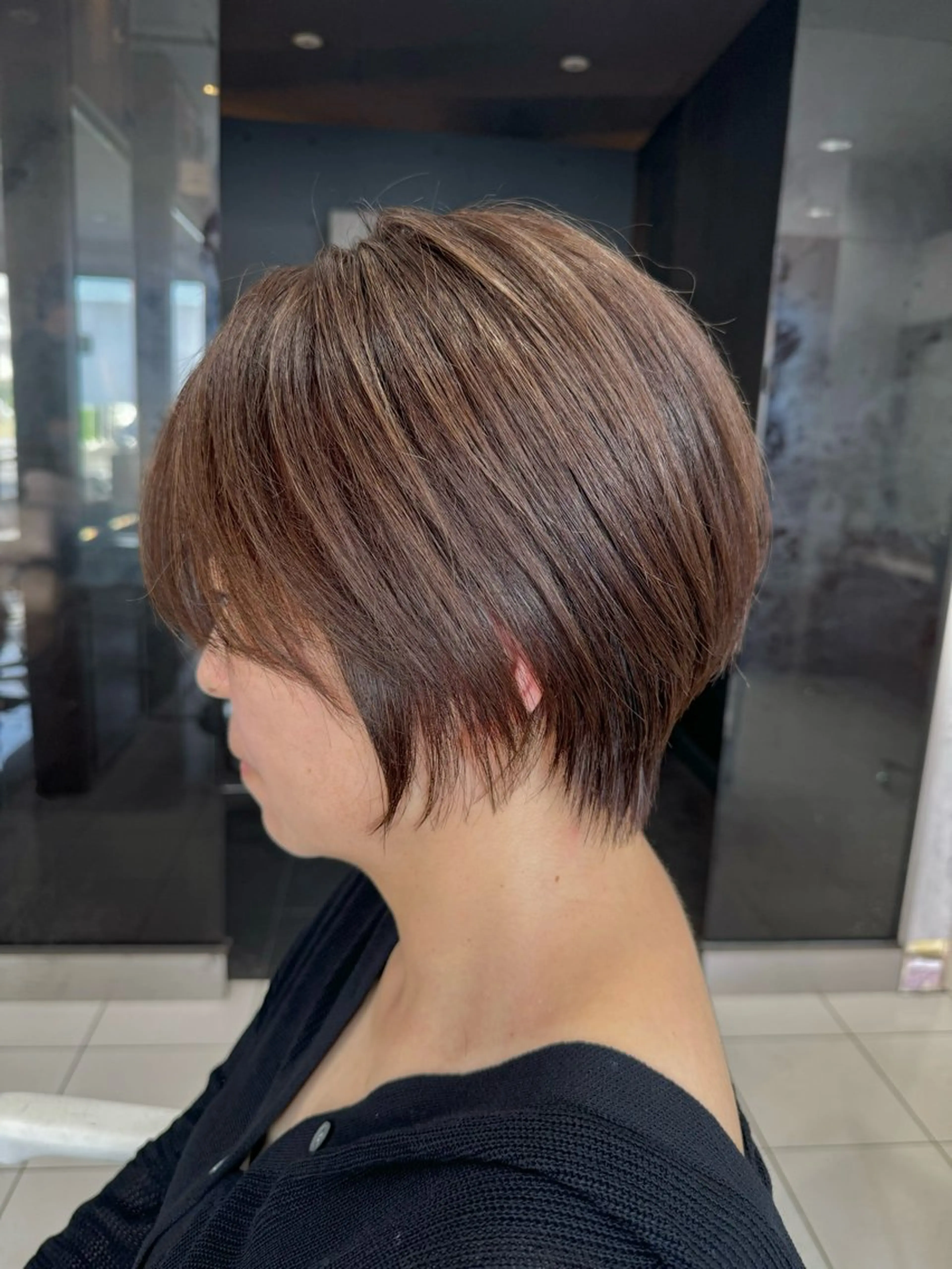 ショート 髪質改善×白髪ぼかし 美容師✂️武澤龍賀のヘアスタイル