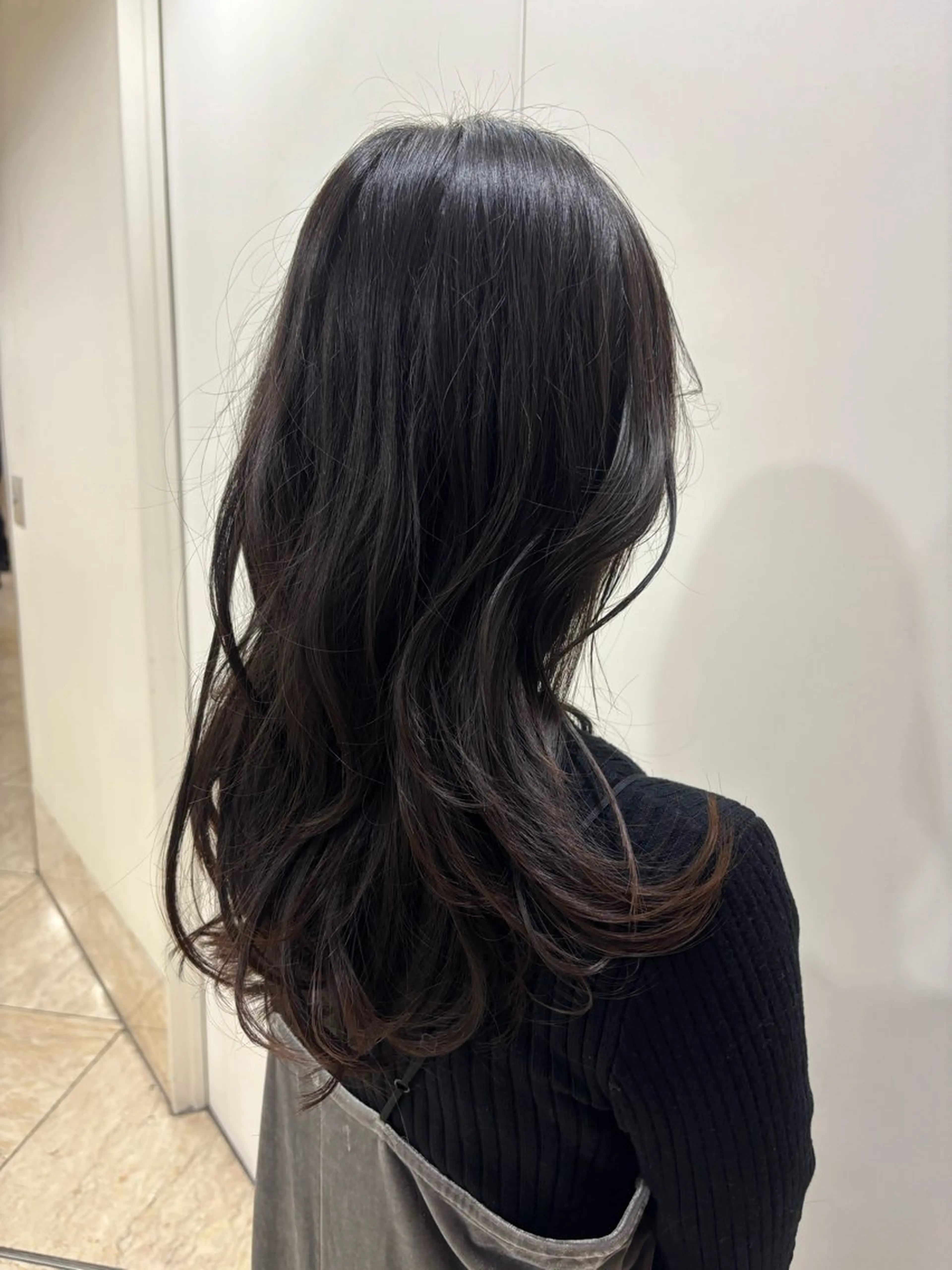 ロング 韓国風ヘア レイヤーカット Luexe所属・河辺 璃久のヘアスタイル