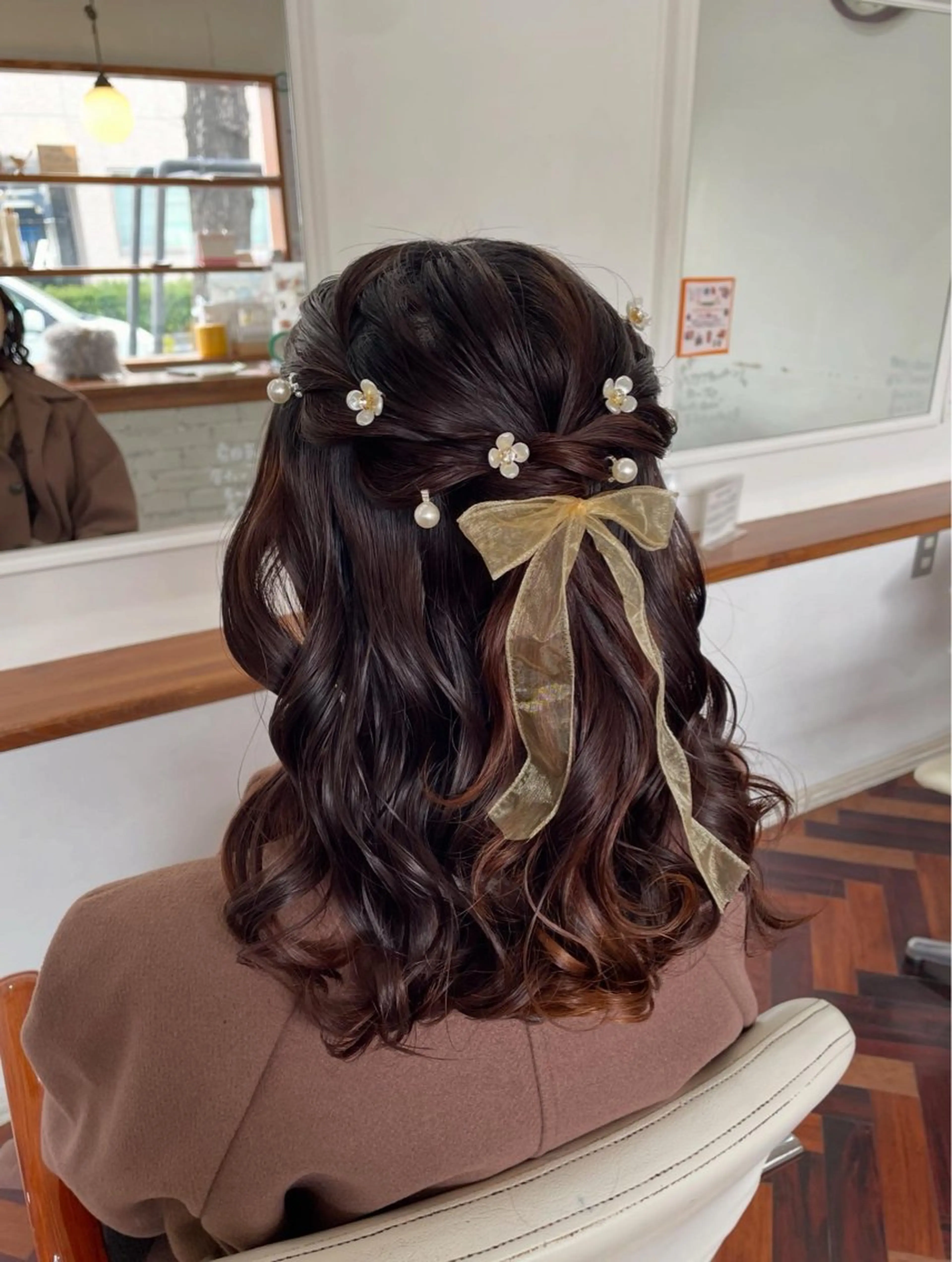 セミロング ヘアアレンジ ハーフアップ ボブ 顔周りカット 韓国風ヘア レイヤーカット ヘアセット mopa所属・mopa_kaede 暖色カラー/ロングのヘアスタイル