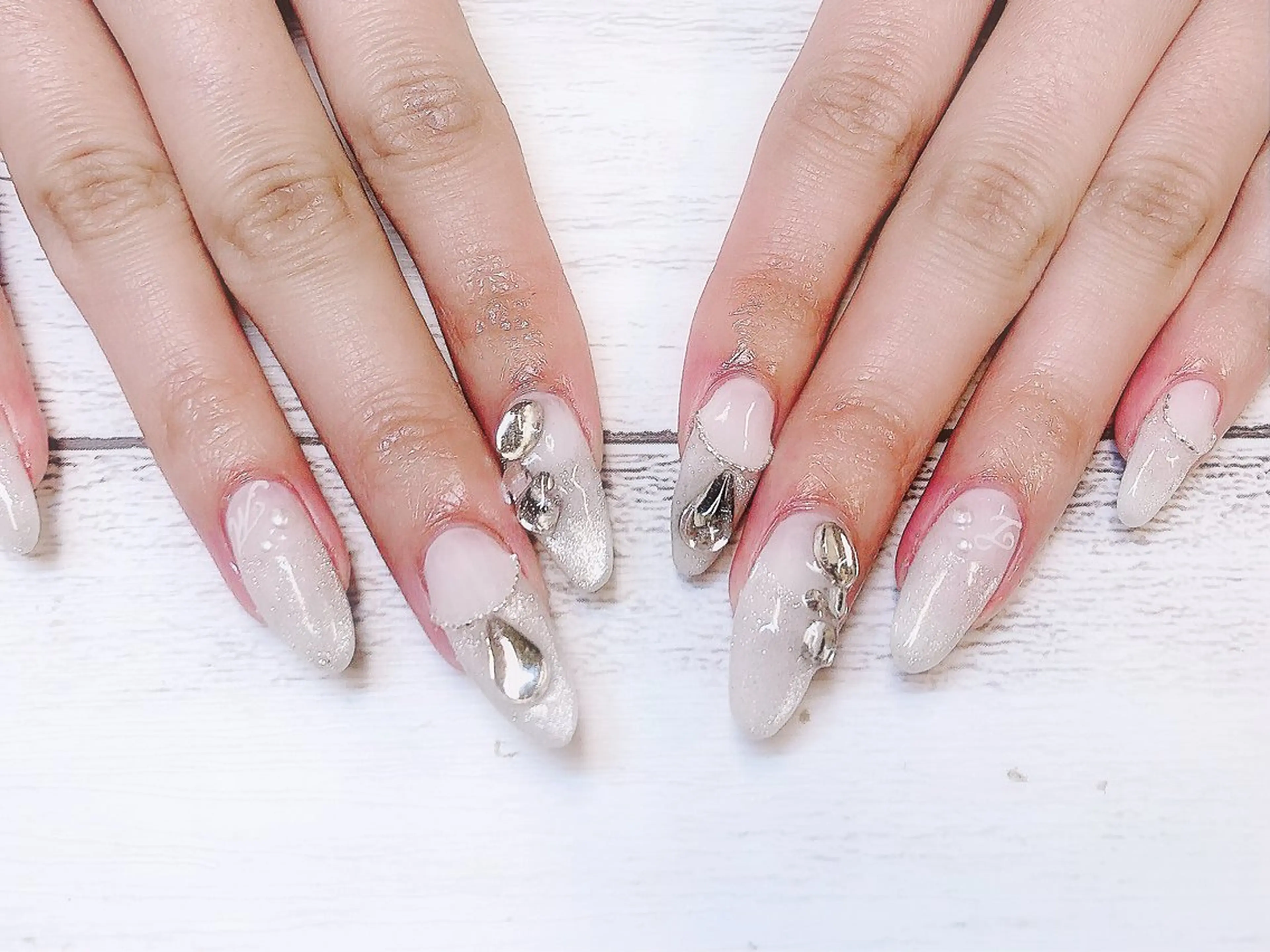 ネイル ハンドネイル Rグループ felizのネイルデザイン