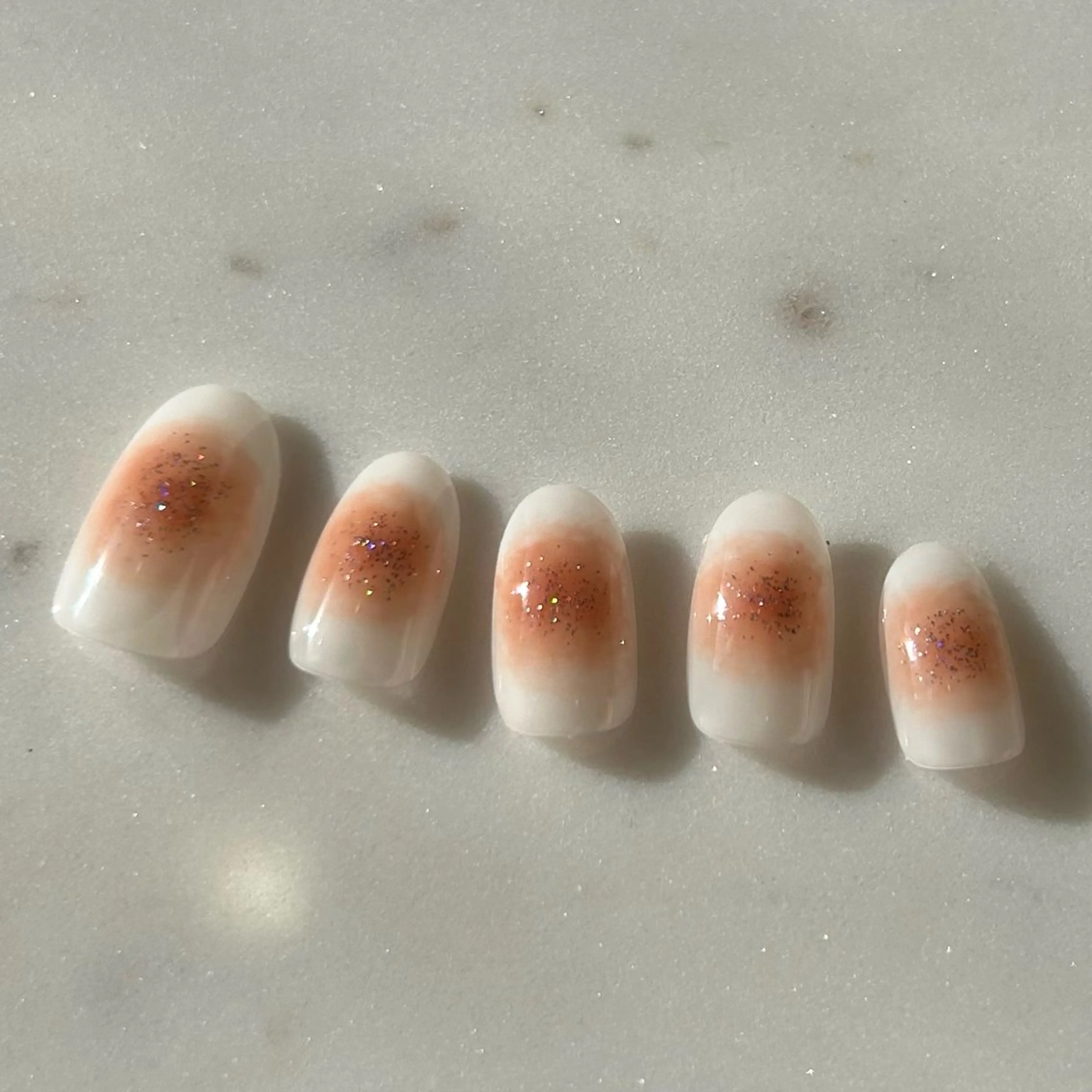 ネイル アートネイル チークネイル 山本 彩加のネイルデザイン