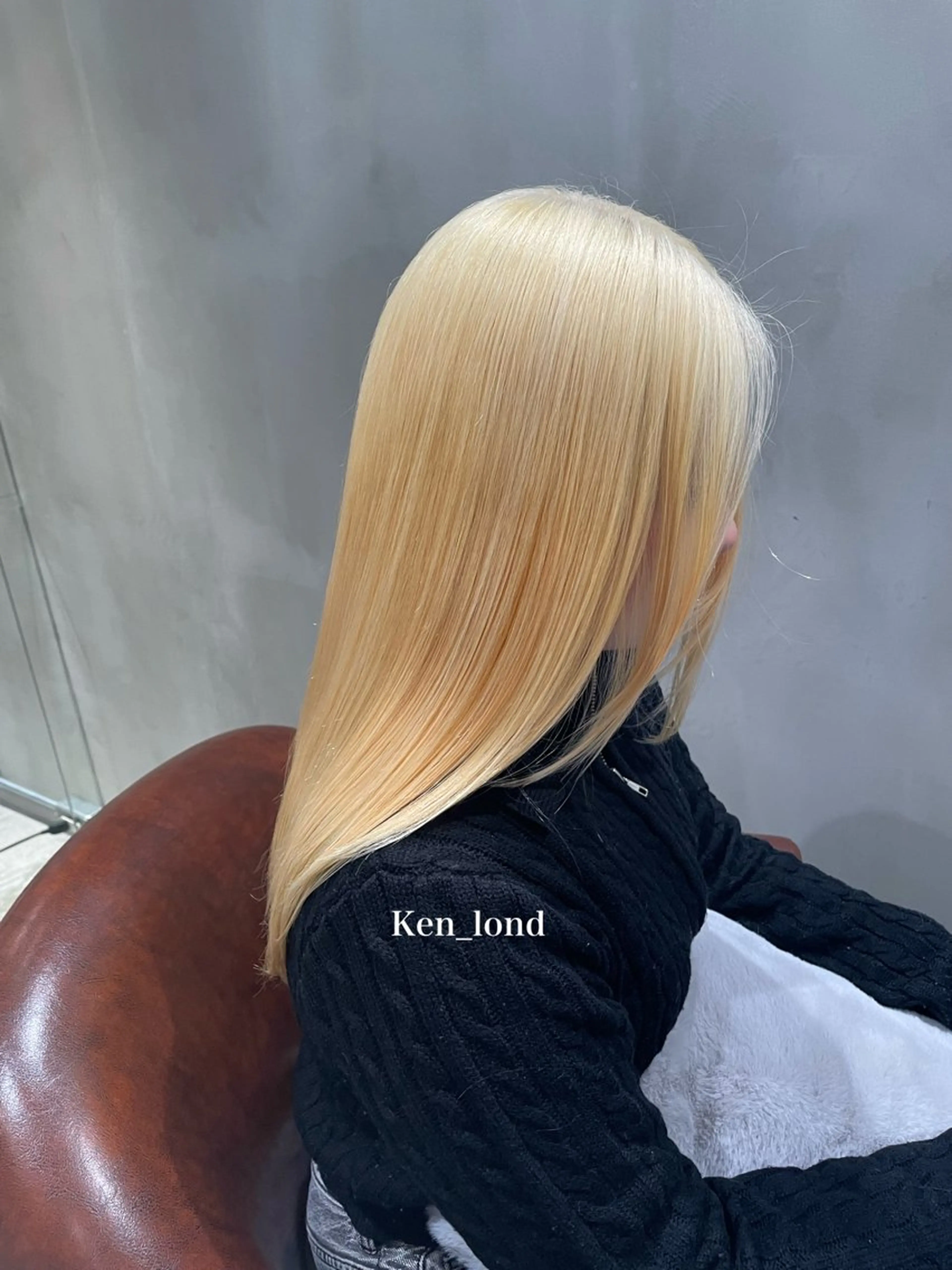 ロング 🥇KEN /レイヤー/艶カラーのヘアスタイル