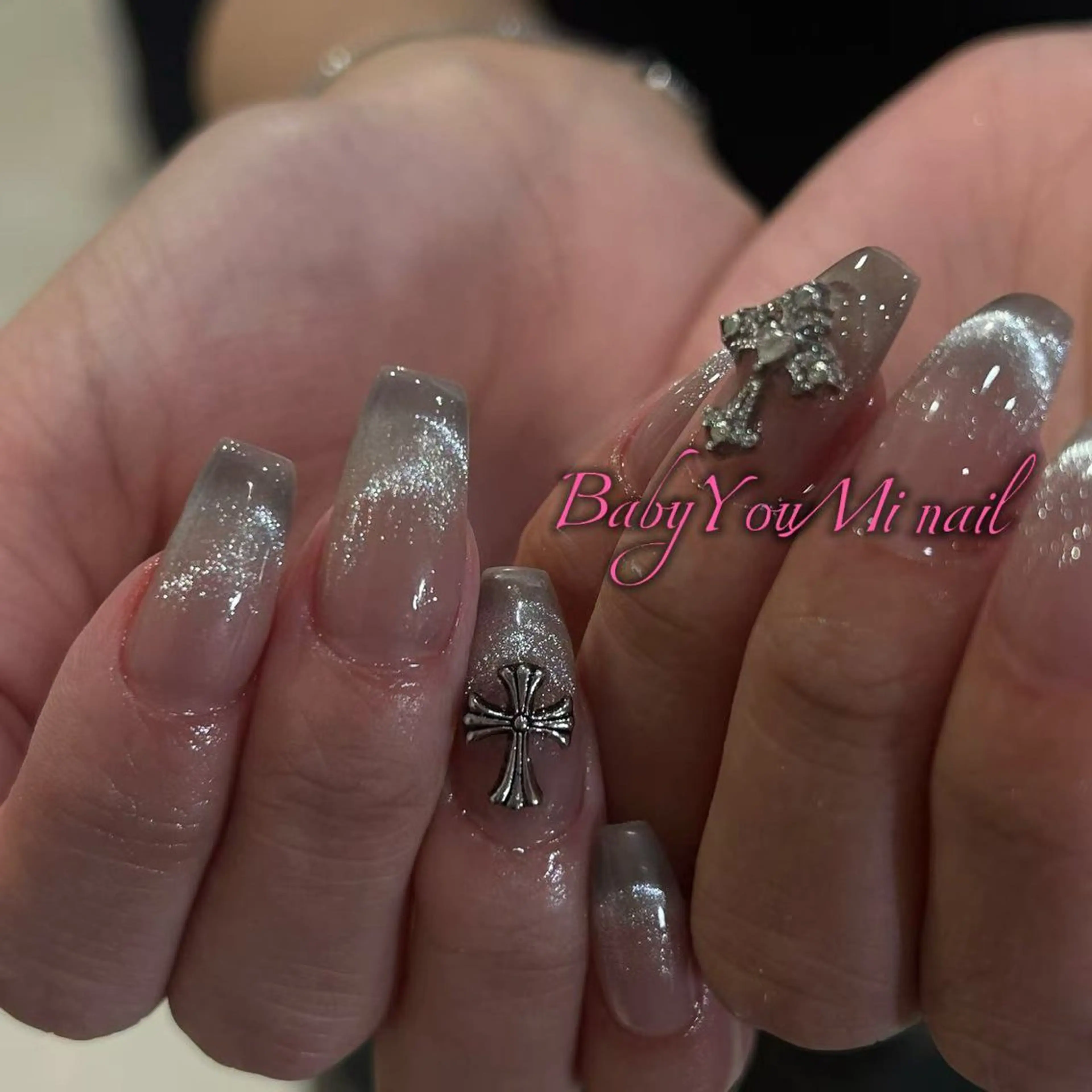 ネイル オーロラネイル フラワーネイル フットネイル フレンチネイル ジェルネイル ハンドネイル BabyYouMi ねねのネイルデザイン