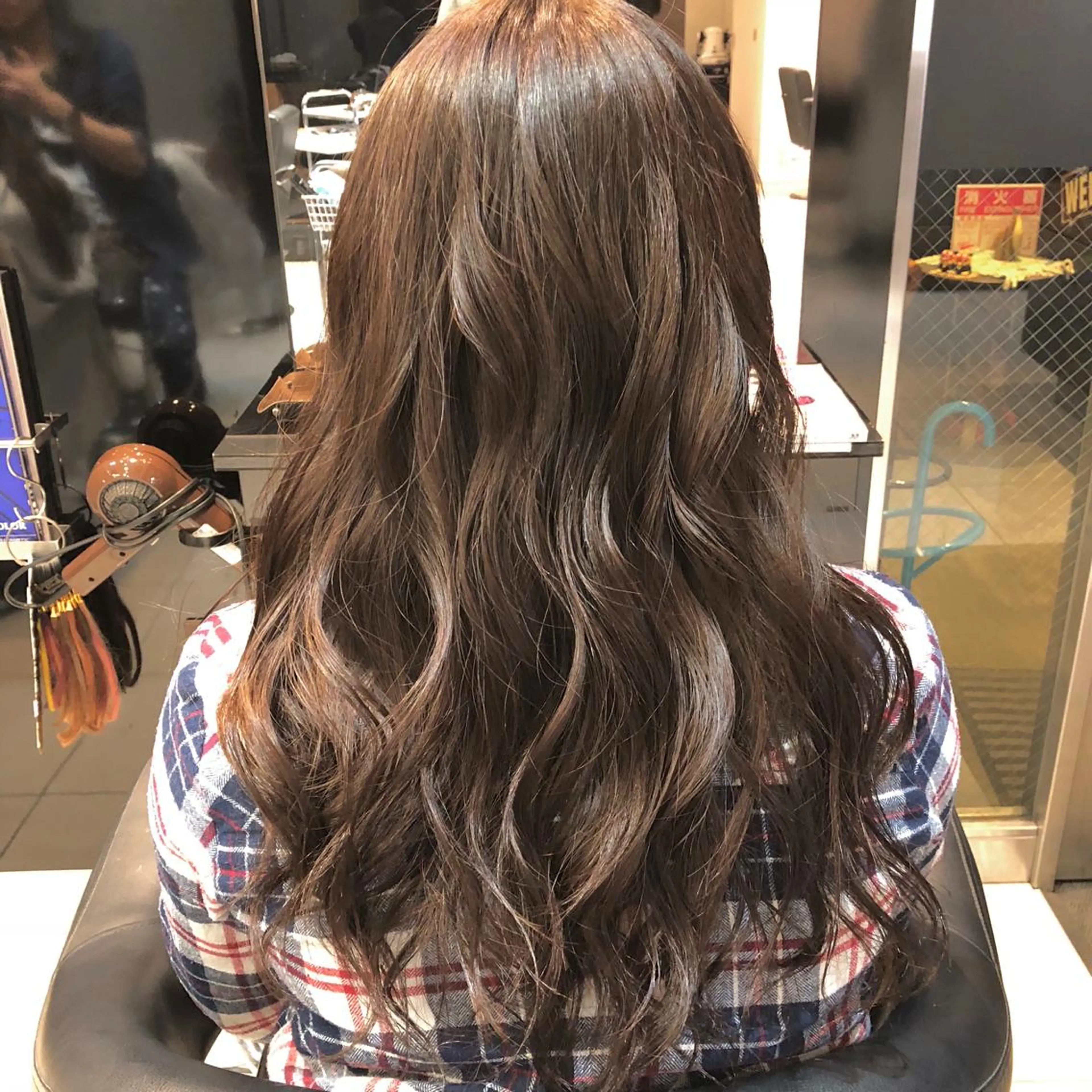 ロング カラー アッシュ アッシュブラウン ブラウンカラー 女性リピ90%🍨 🩷佐藤みずきのヘアスタイル