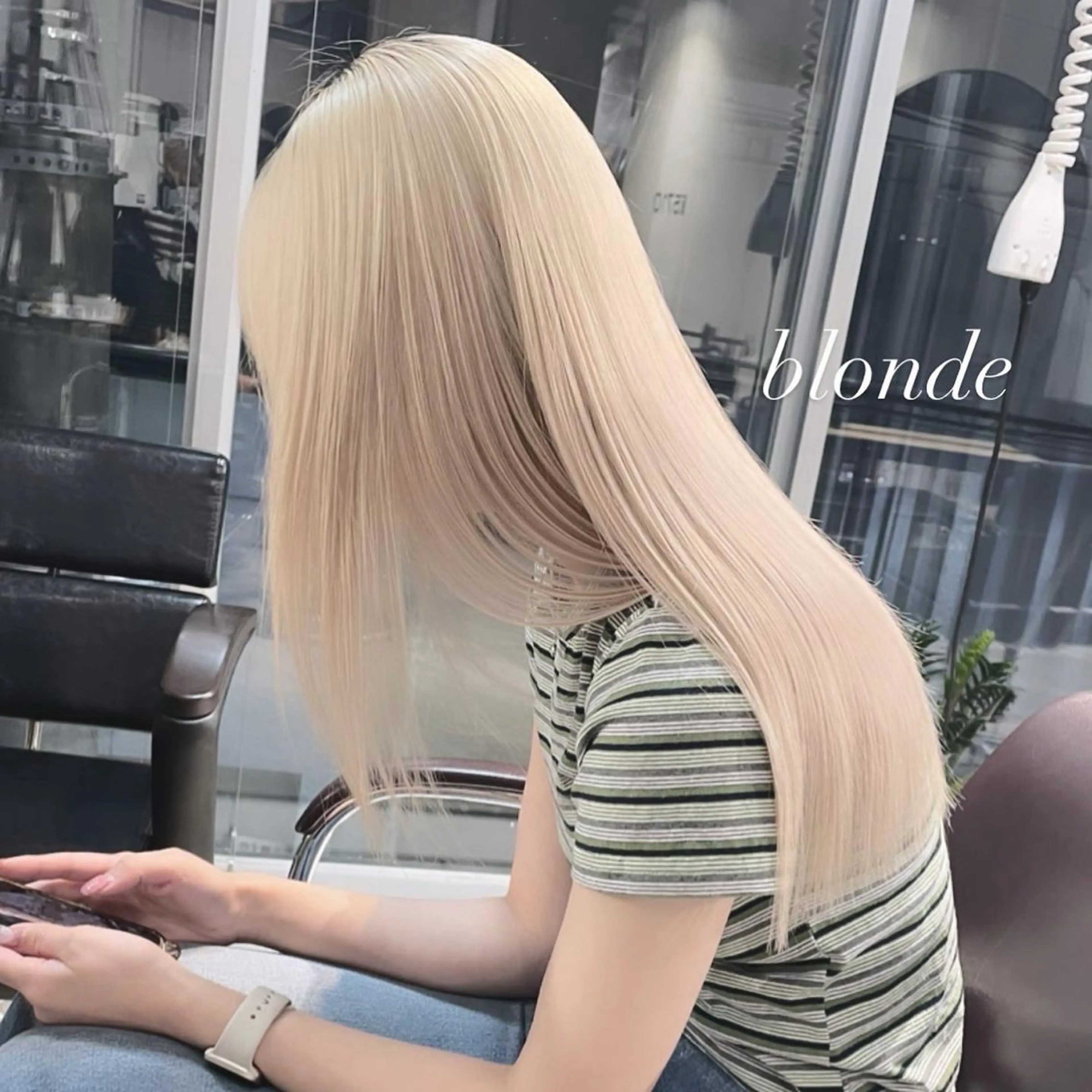 ロング カラー カット ヘアカラー トリートメント ヘアセット 💜ハイトーン💛 マジカルかいちゃんのヘアスタイル