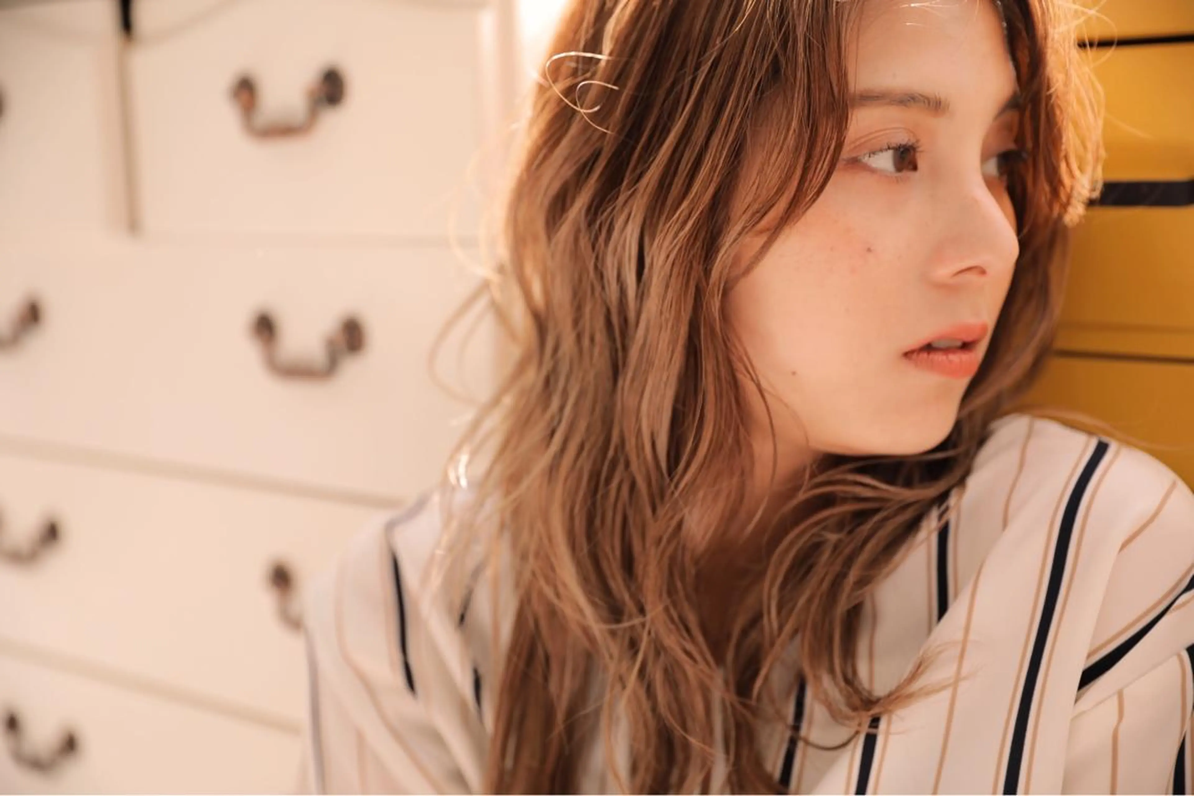 ロング 🎗️comoda 神戸三宮 髪質改善のヘアスタイル