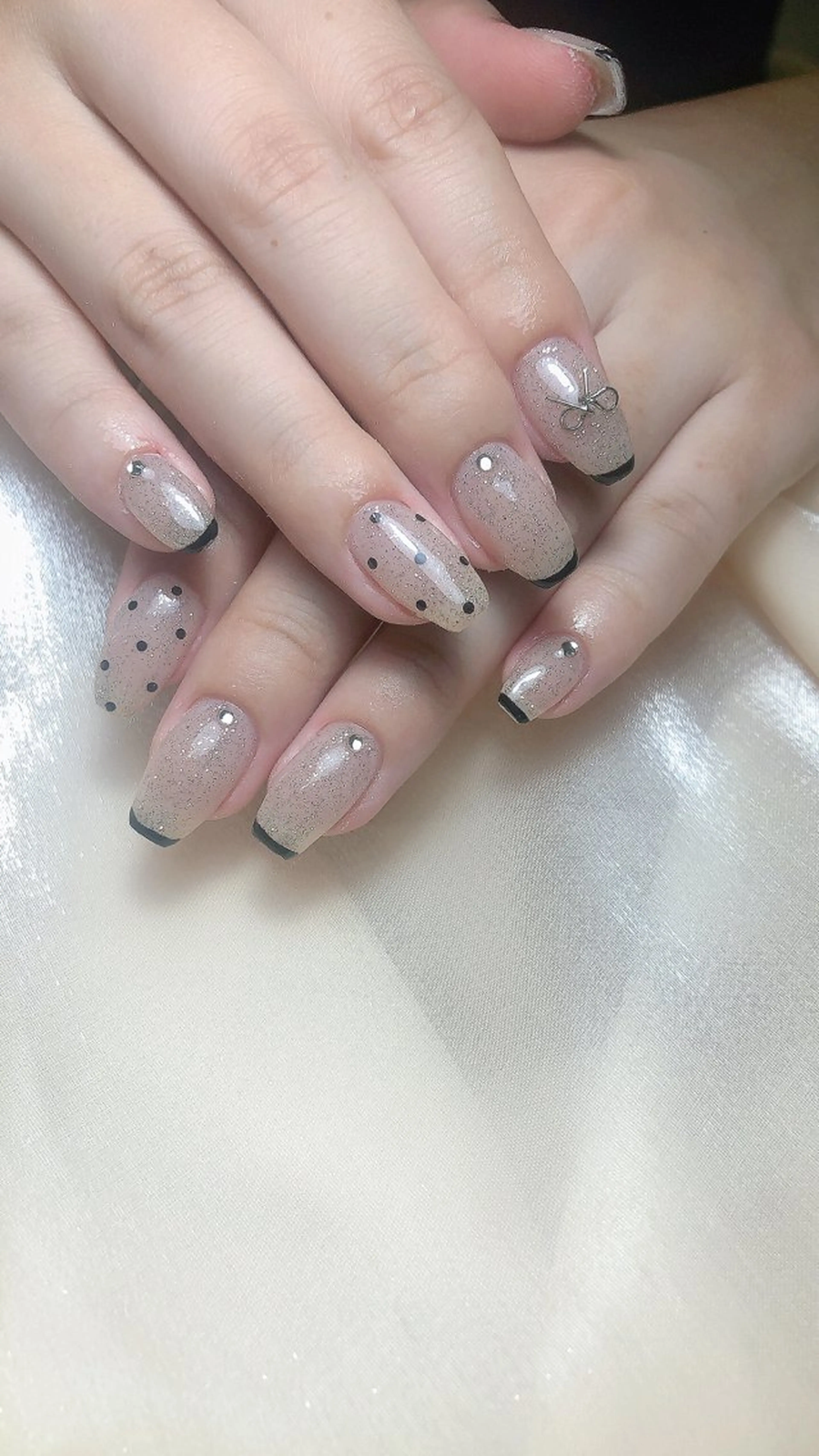 ネイル ハンドネイル LR.ONE ヨウのネイルデザイン