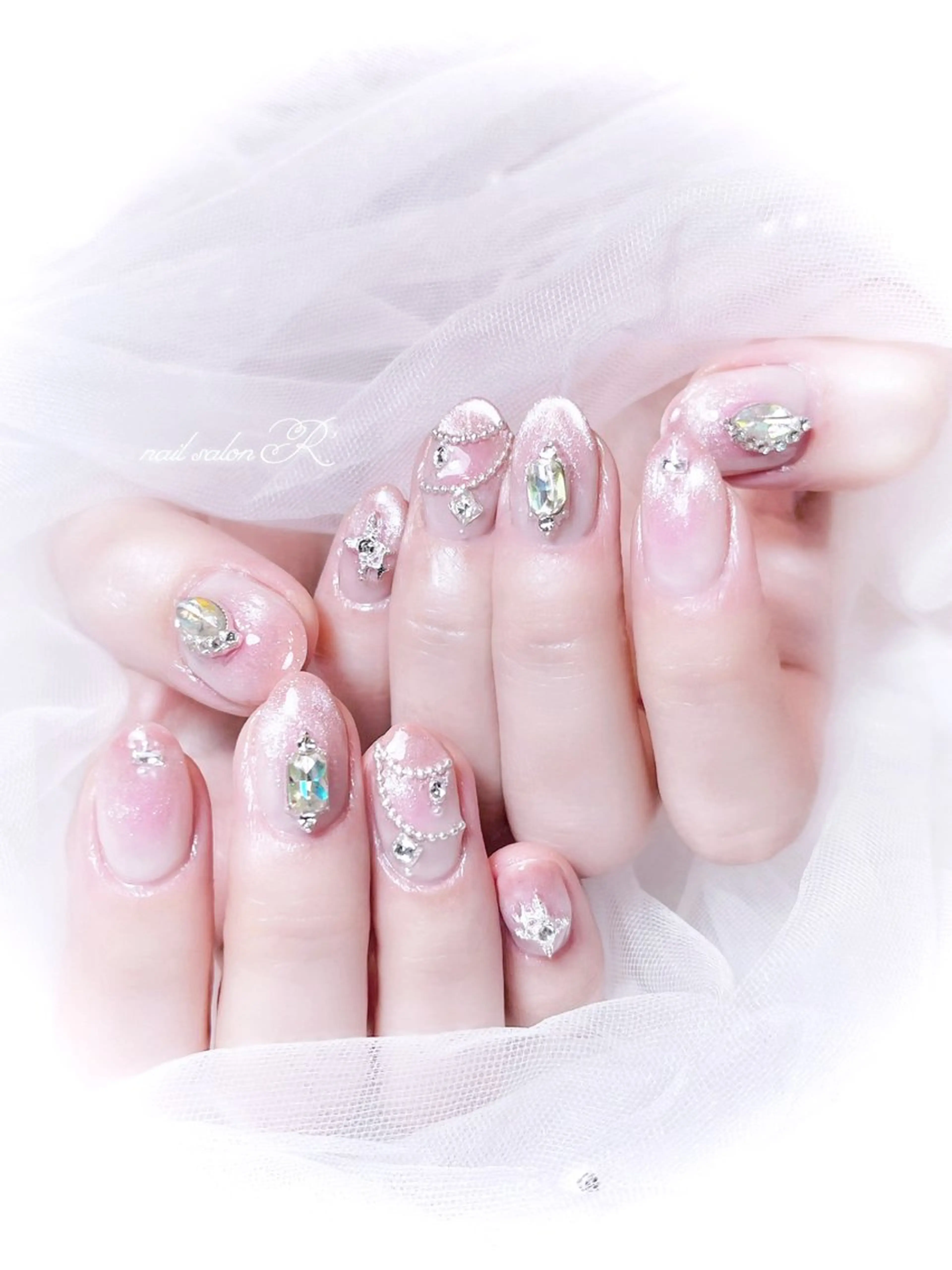 ネイル nailsalon R’のネイルデザイン