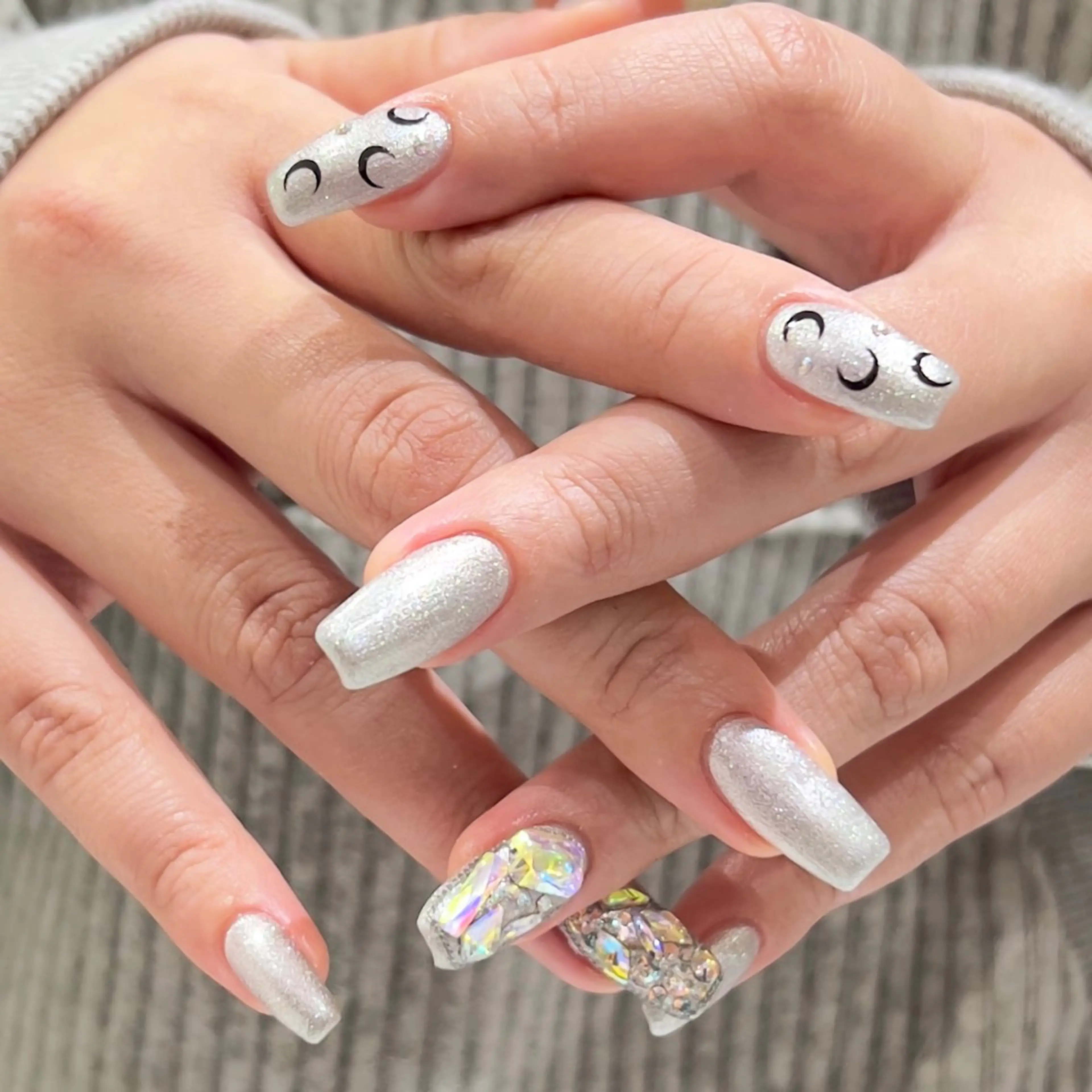 ネイル ハンドネイル ネイリストYuri シェルウェリナ船橋のネイルデザイン