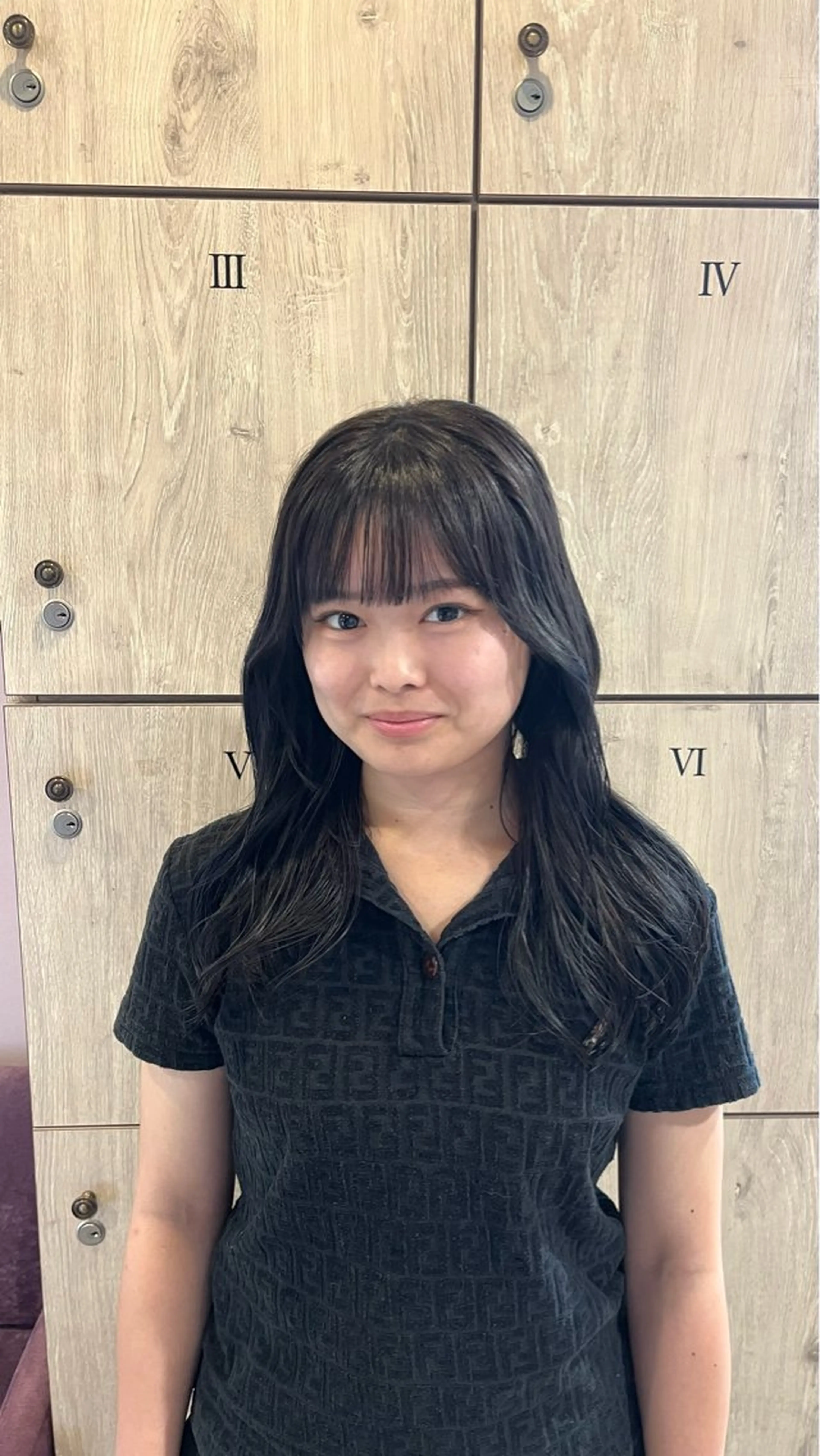 セミロング 夏向/ハイトーン /パーマのヘアスタイル