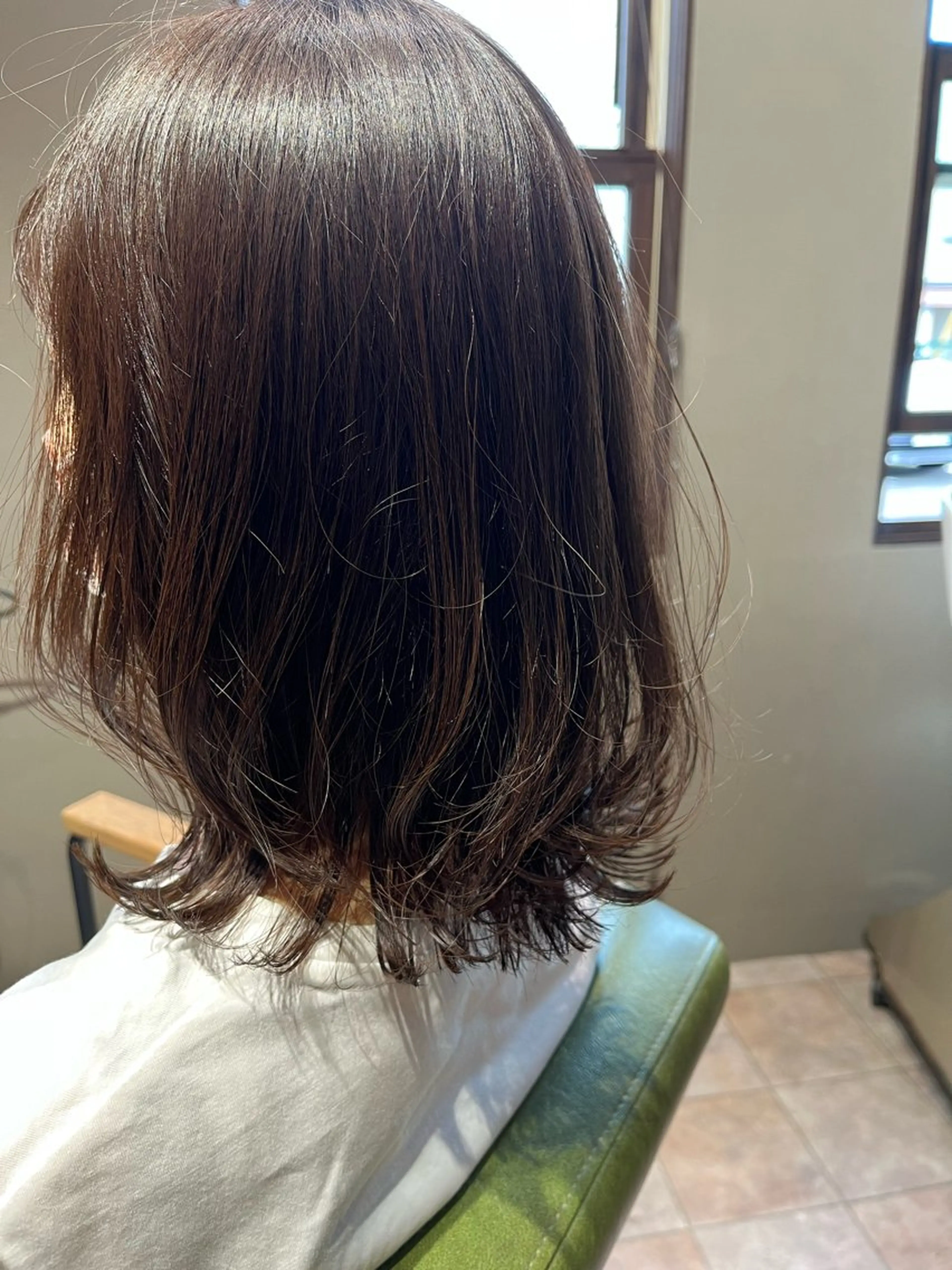 ミディアム 顔周りカット レイヤーカット hairsalon  route.所属・小川 りえのヘアスタイル