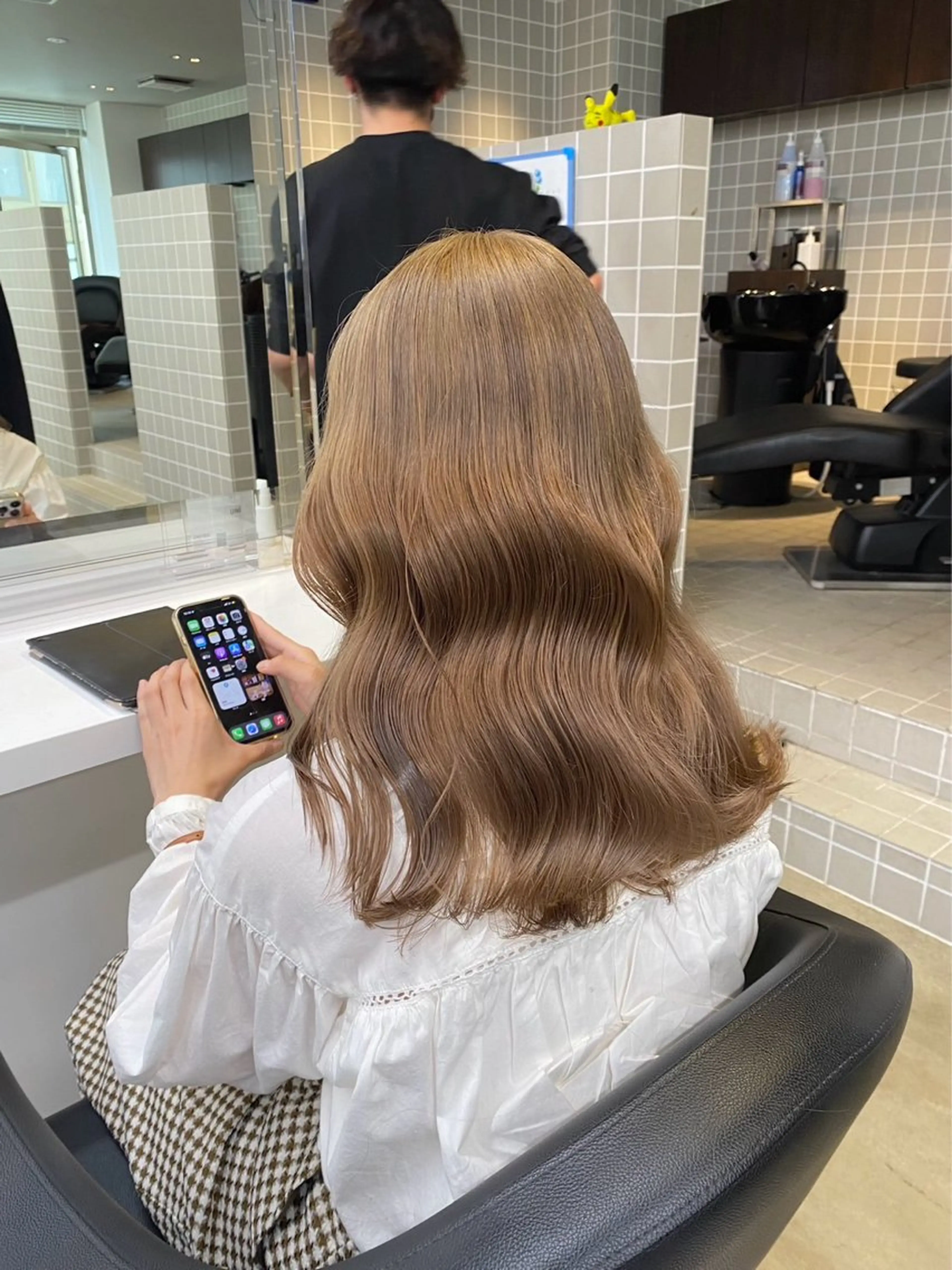 ロング カラー ハイトーンカラー 🦄レイヤーカットのヘアスタイル