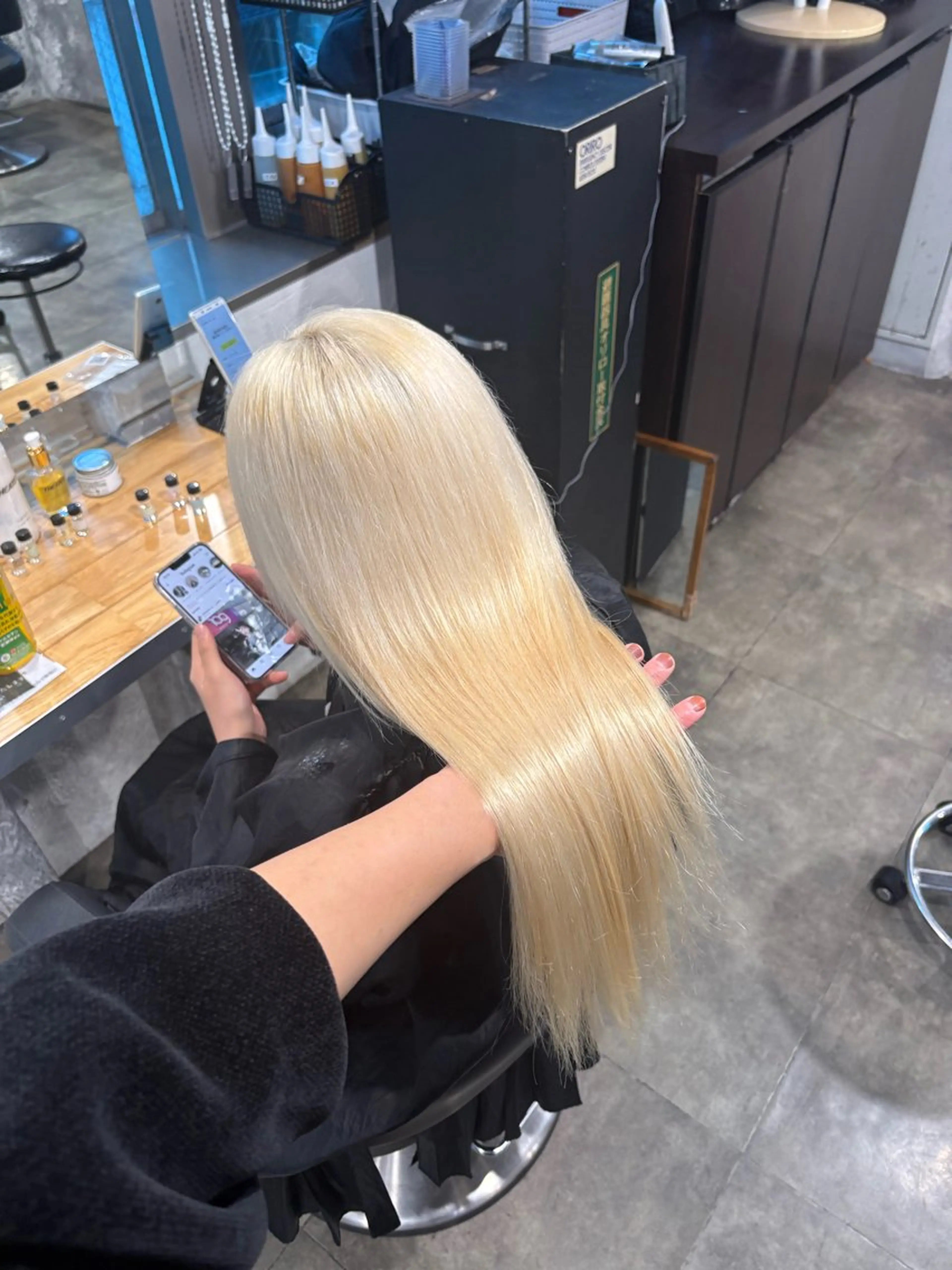 ロング カラー カット ヘアカラー トリートメント 横浜ハイトーン特化‎ ‎🤍美容師ヨシキのヘアスタイル