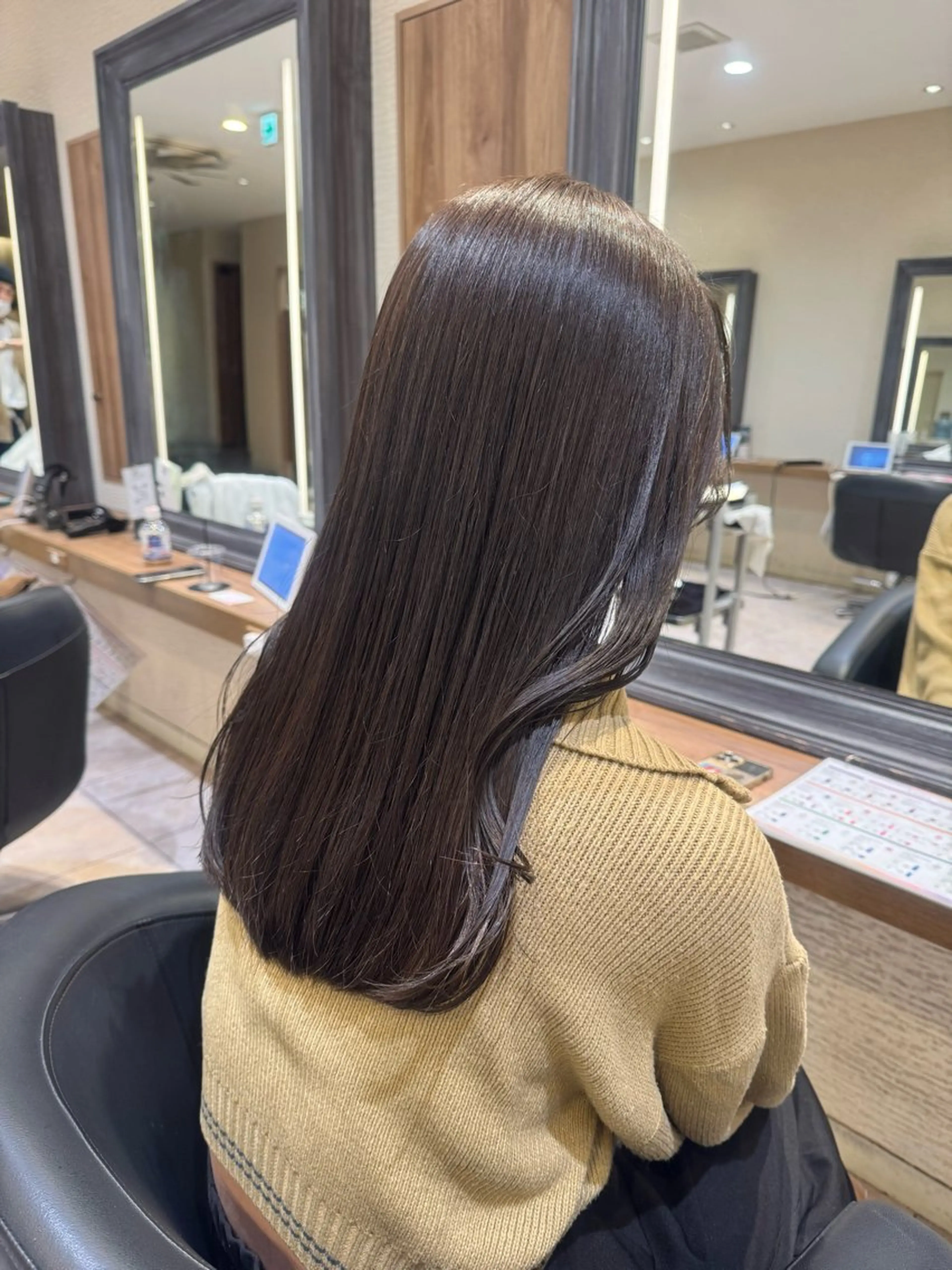 ロング カラー さら艶ストレート 🩶Suzuneのヘアスタイル