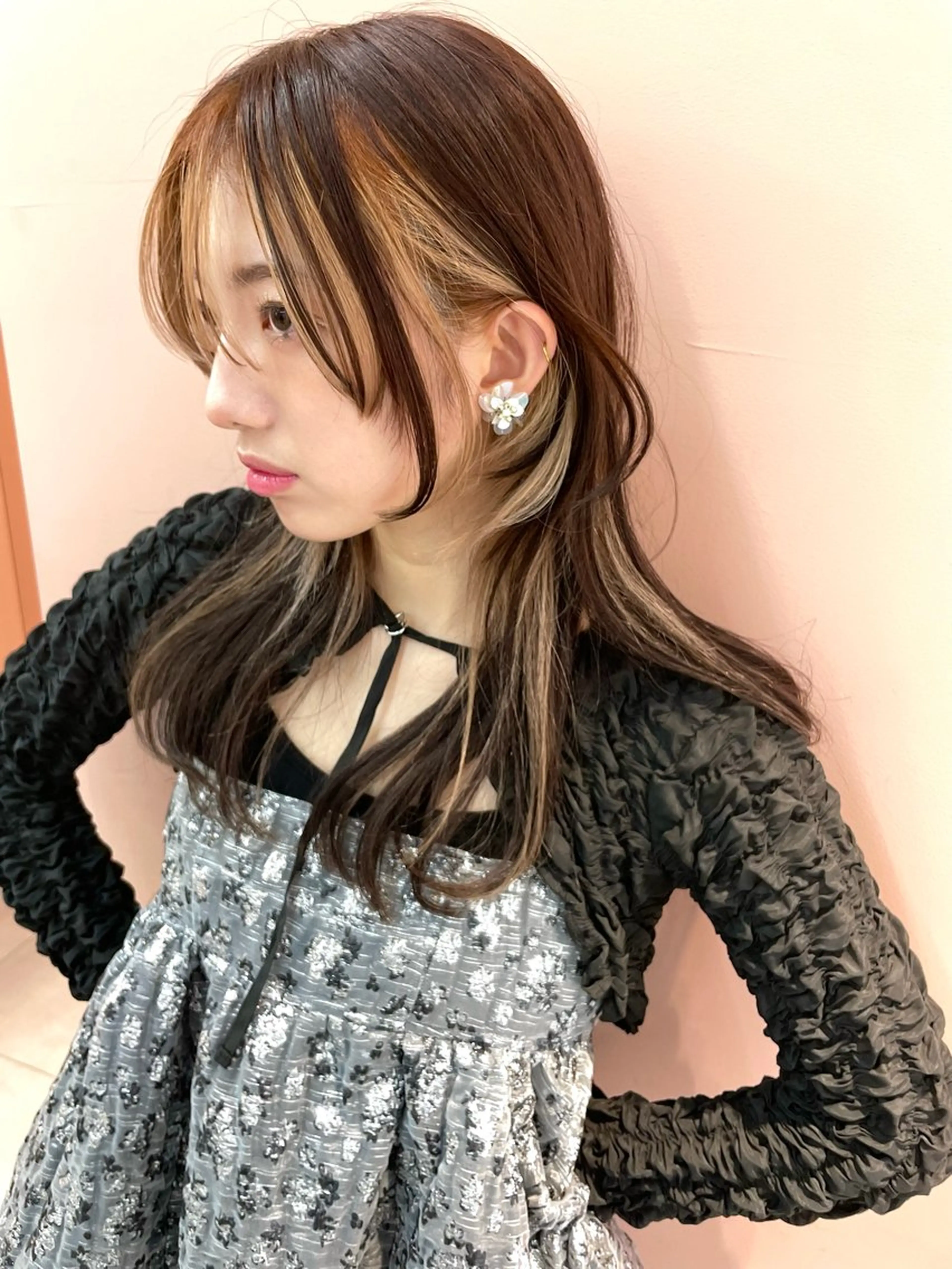 セミロング 顔周りカット レイヤーカット akim kaminoke所属・矢場町 🌟yopiのヘアスタイル