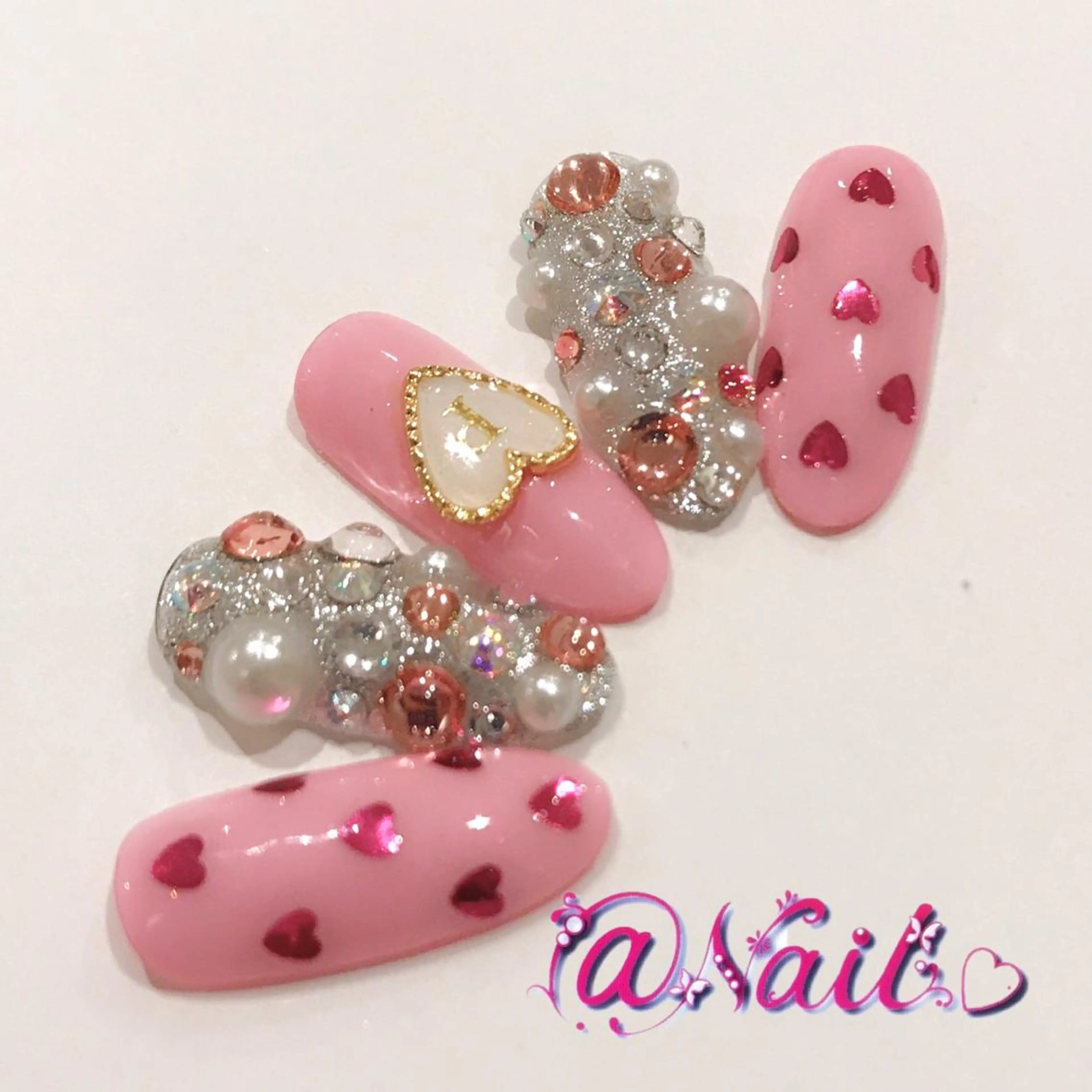 ネイル フットネイル ジェルネイル 持ち込み スカルプネイル 小尾 栞のネイルデザイン