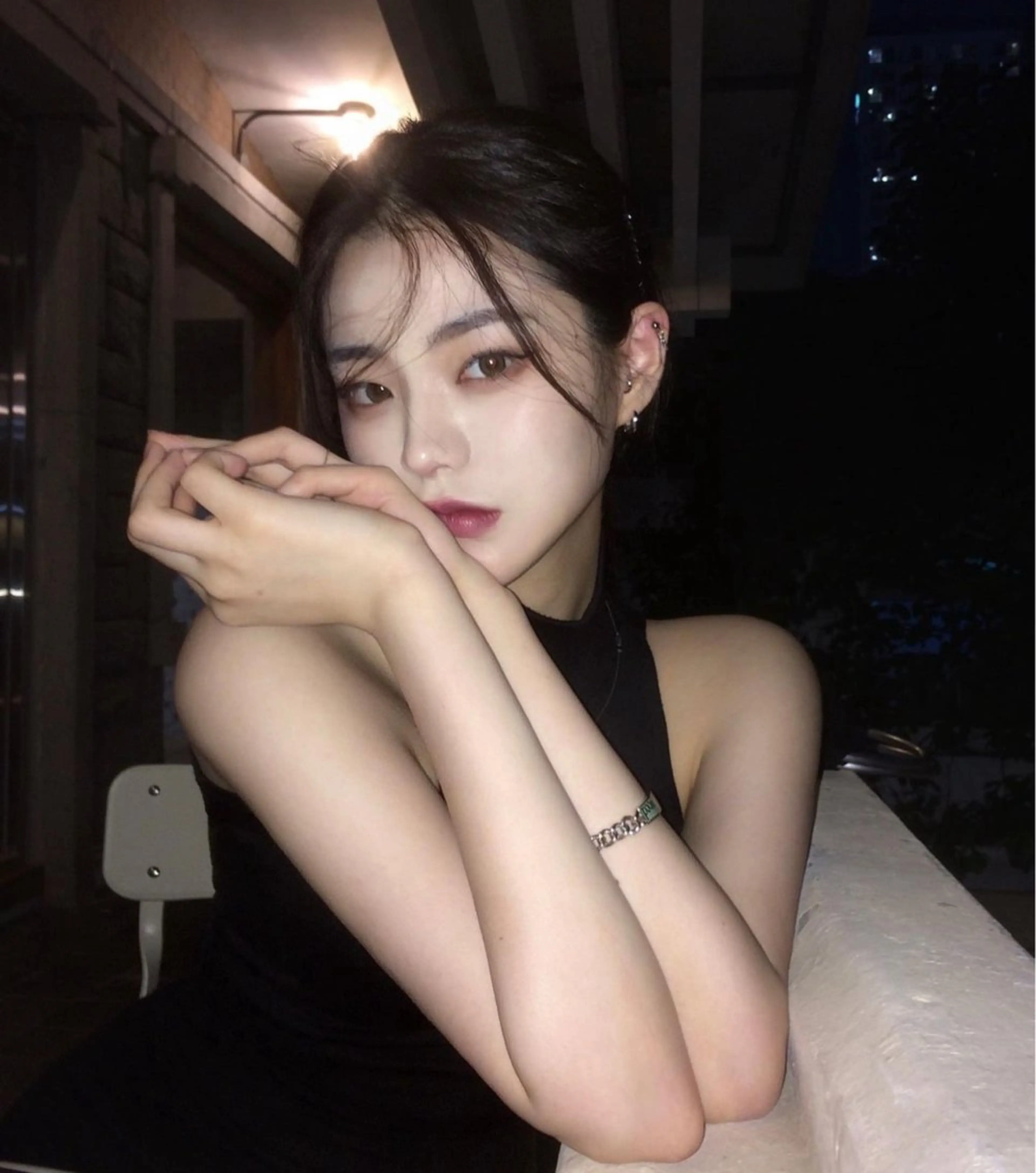 ロング カット ヘアカラー 中韓🇨🇳🇰🇷 🤍TAKAHIROのヘアスタイル