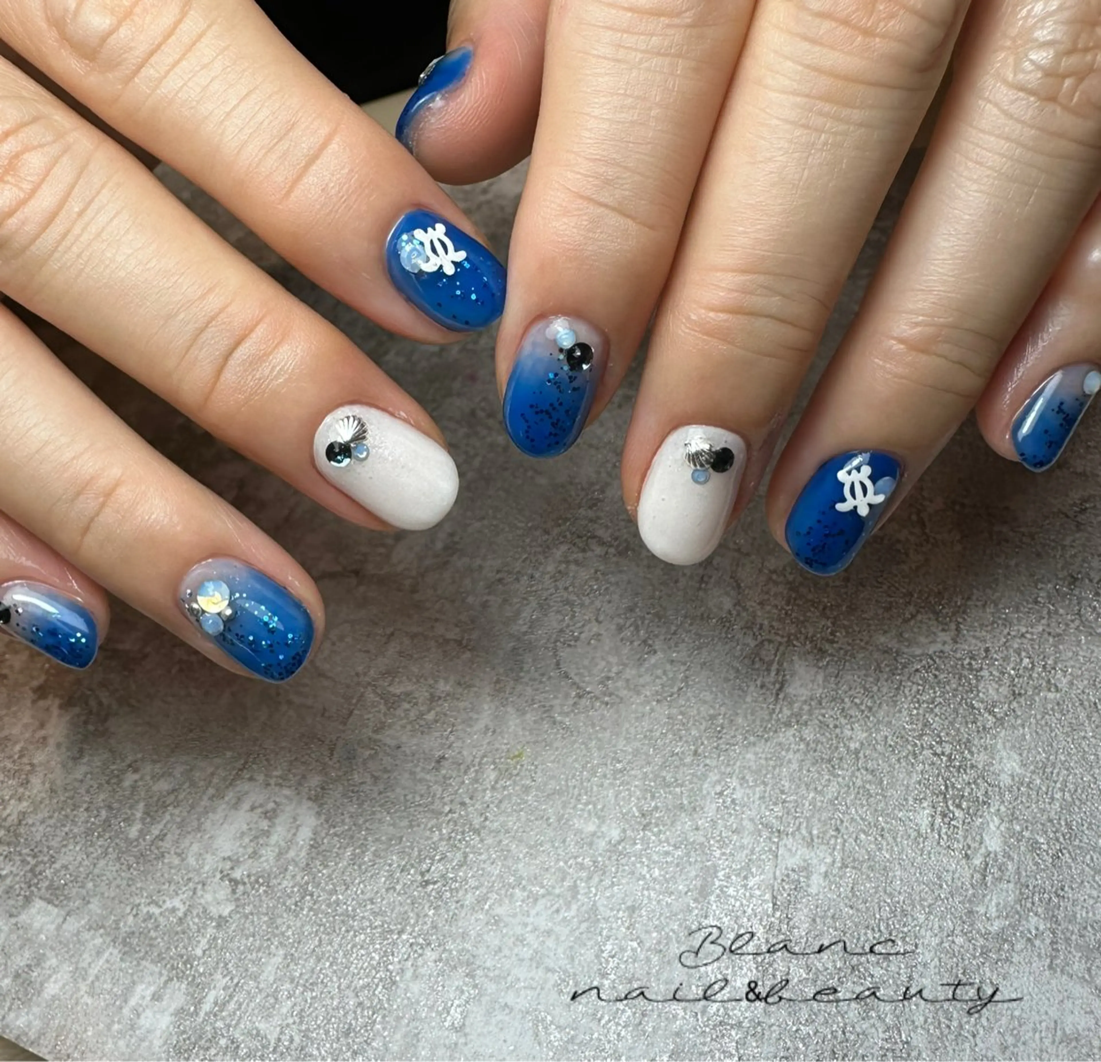 ネイル Blanc ブランのネイルデザイン